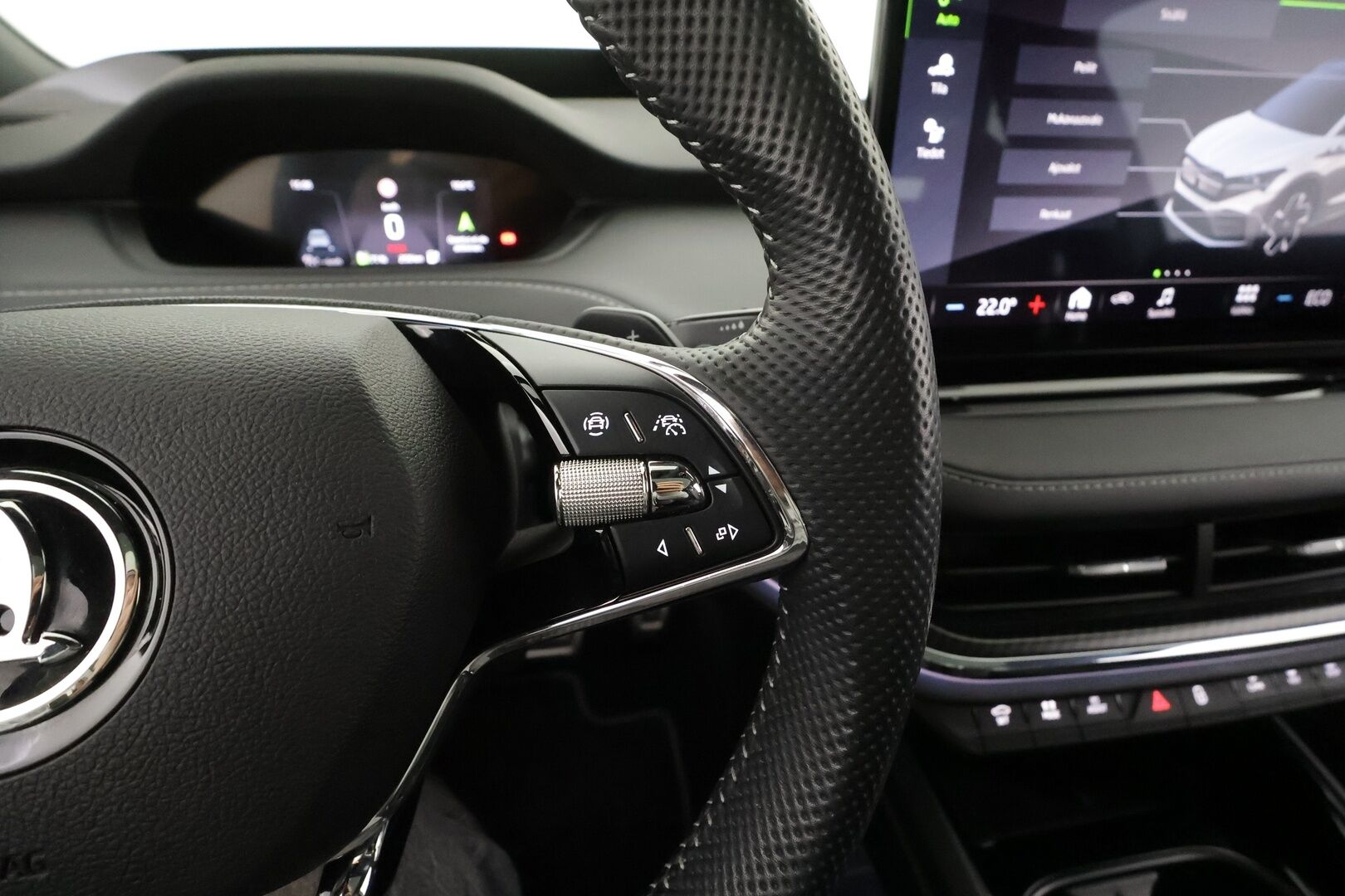 SKODA ENYAQ 2023 Coupe 80x 4x4 RS iV * ACC / ILP / Hierovat Muistipenkit / Matrix-LED / Lasikatto / HUD / Canton / P.kamera / koukku *