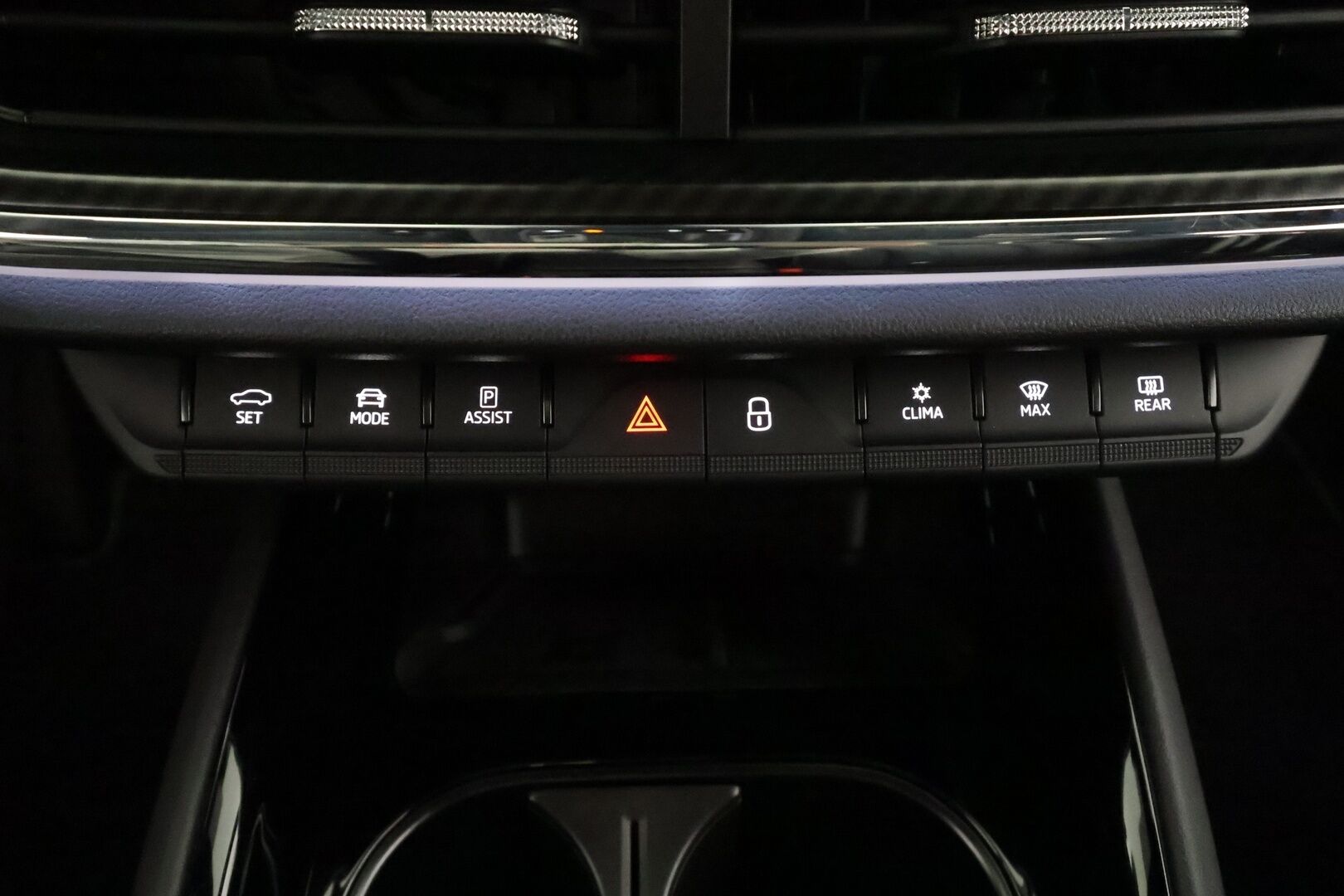 SKODA ENYAQ 2023 Coupe 80x 4x4 RS iV * ACC / ILP / Hierovat Muistipenkit / Matrix-LED / Lasikatto / HUD / Canton / P.kamera / koukku *