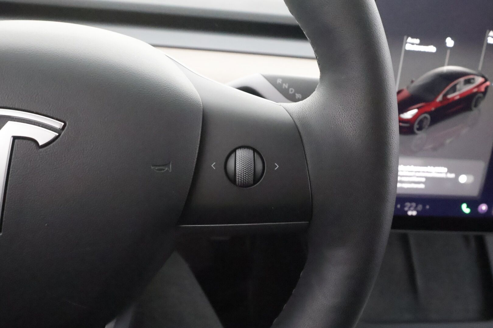 TESLA MODEL 3 2023 Performance - | ILP | ACC | Matrix-LED | Lasikatto | Muistipenkki | P.Kamera | Premium Audio | Kaistavahti | Navi | Keyless | 2x Latauskaapelit | Kahdet renkaat |