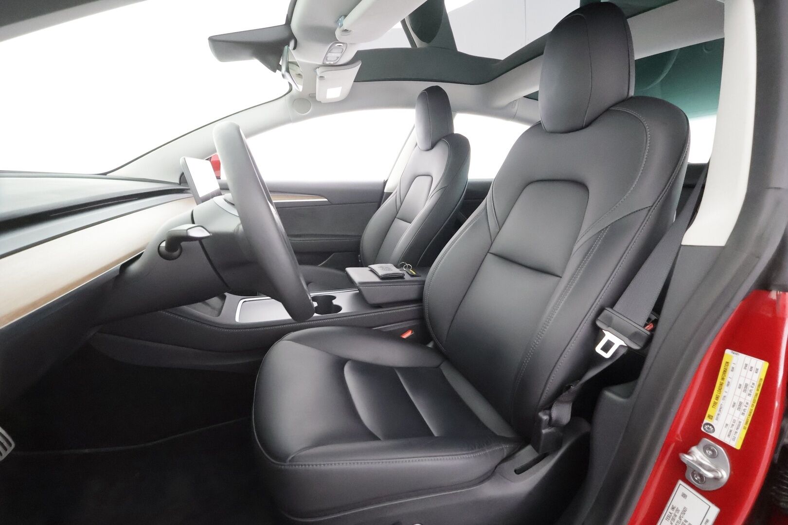 TESLA MODEL 3 2023 Performance - | ILP | ACC | Matrix-LED | Lasikatto | Muistipenkki | P.Kamera | Premium Audio | Kaistavahti | Navi | Keyless | 2x Latauskaapelit | Kahdet renkaat |