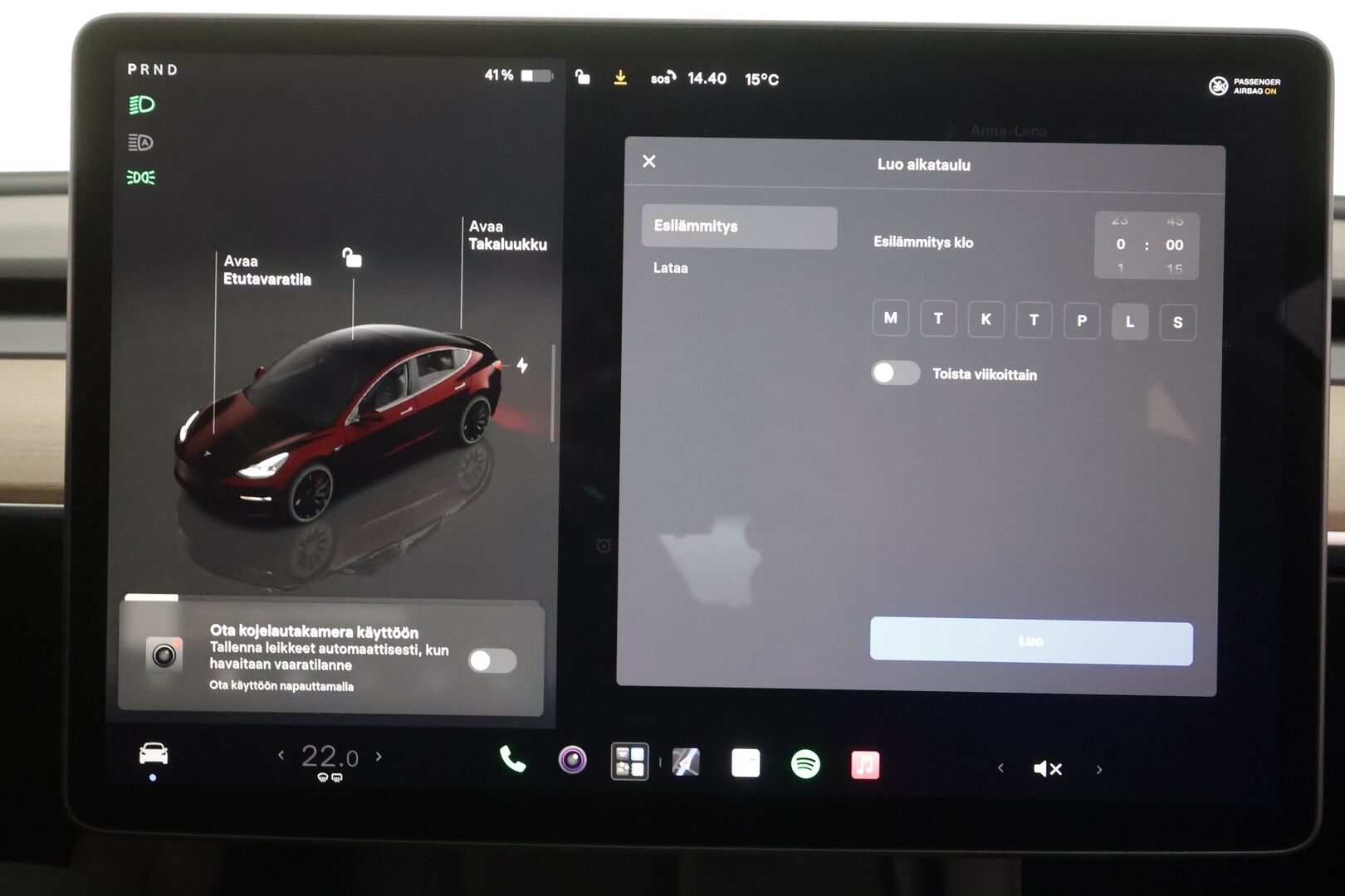 TESLA MODEL 3 2023 Performance - | ILP | ACC | Matrix-LED | Lasikatto | Muistipenkki | P.Kamera | Premium Audio | Kaistavahti | Navi | Keyless | 2x Latauskaapelit | Kahdet renkaat |