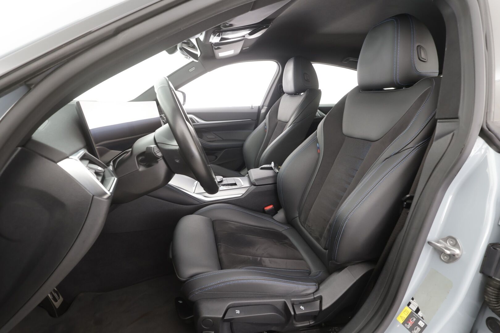 BMW I4 2024 eDrive40, G26, M Sport - | ACC | Lisälämmitin | Koukku | Widescreen | sporttipenkit | P.Kamera | LED | Apple&Android | Merkkihuollettu | Kahdet Renkaat |