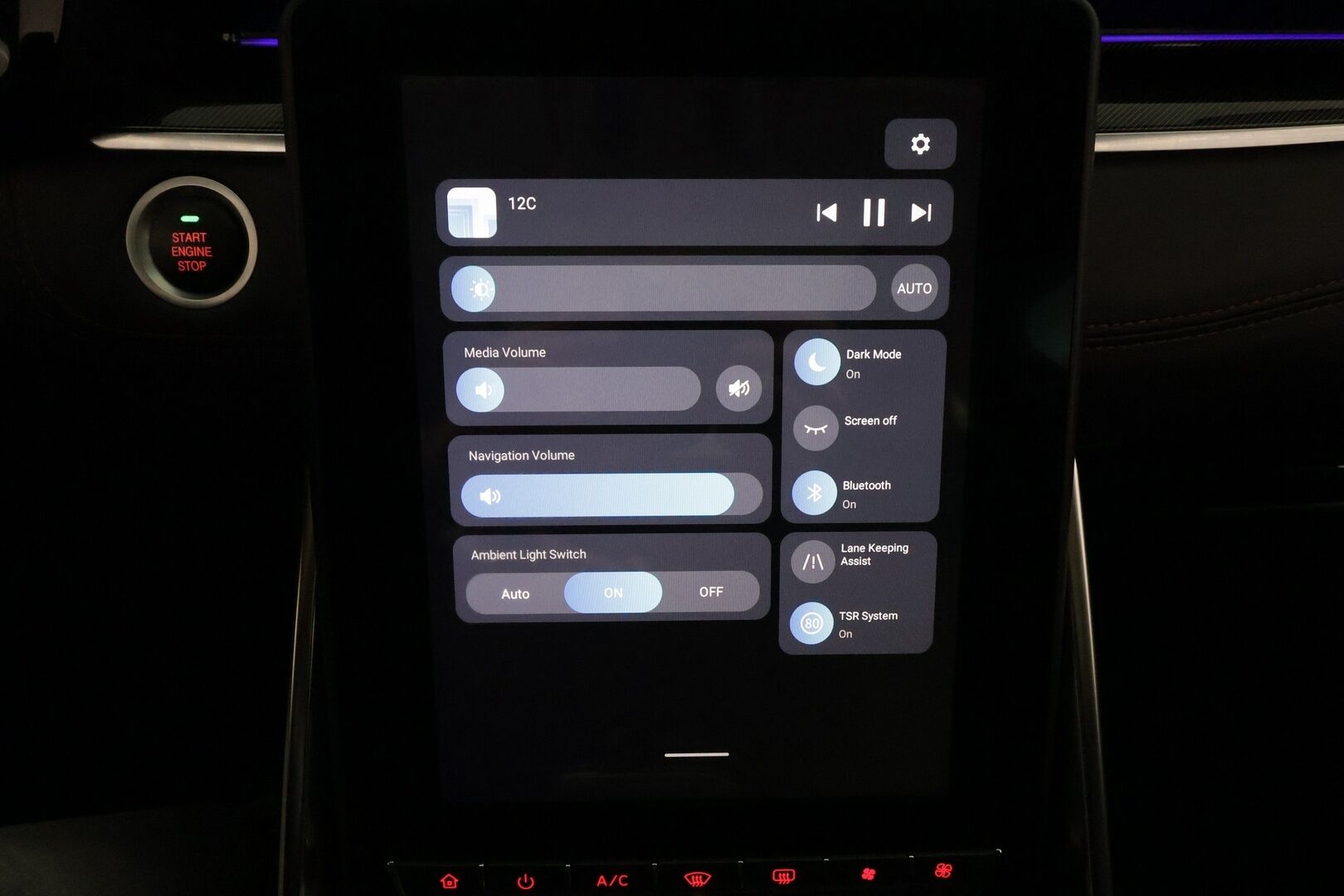 MAXUS EUNIQ 6 2022 70kwh Exclusive *Panorama / Adapt.vakkari / Nahkasisusta / 360 Kamera / Keyless*