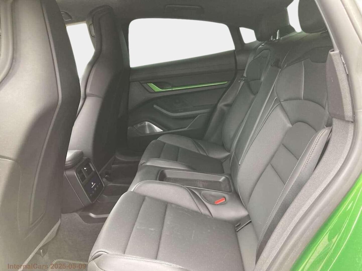 PORSCHE TAYCAN 2021 Turbo / ACC / Burmester / Sport Chrono / Tuuletetut istuimet / Lämpöpumppu / TULOSSA - 2,99 % KORKOTARJOUS TÄHÄN AUTOON - 