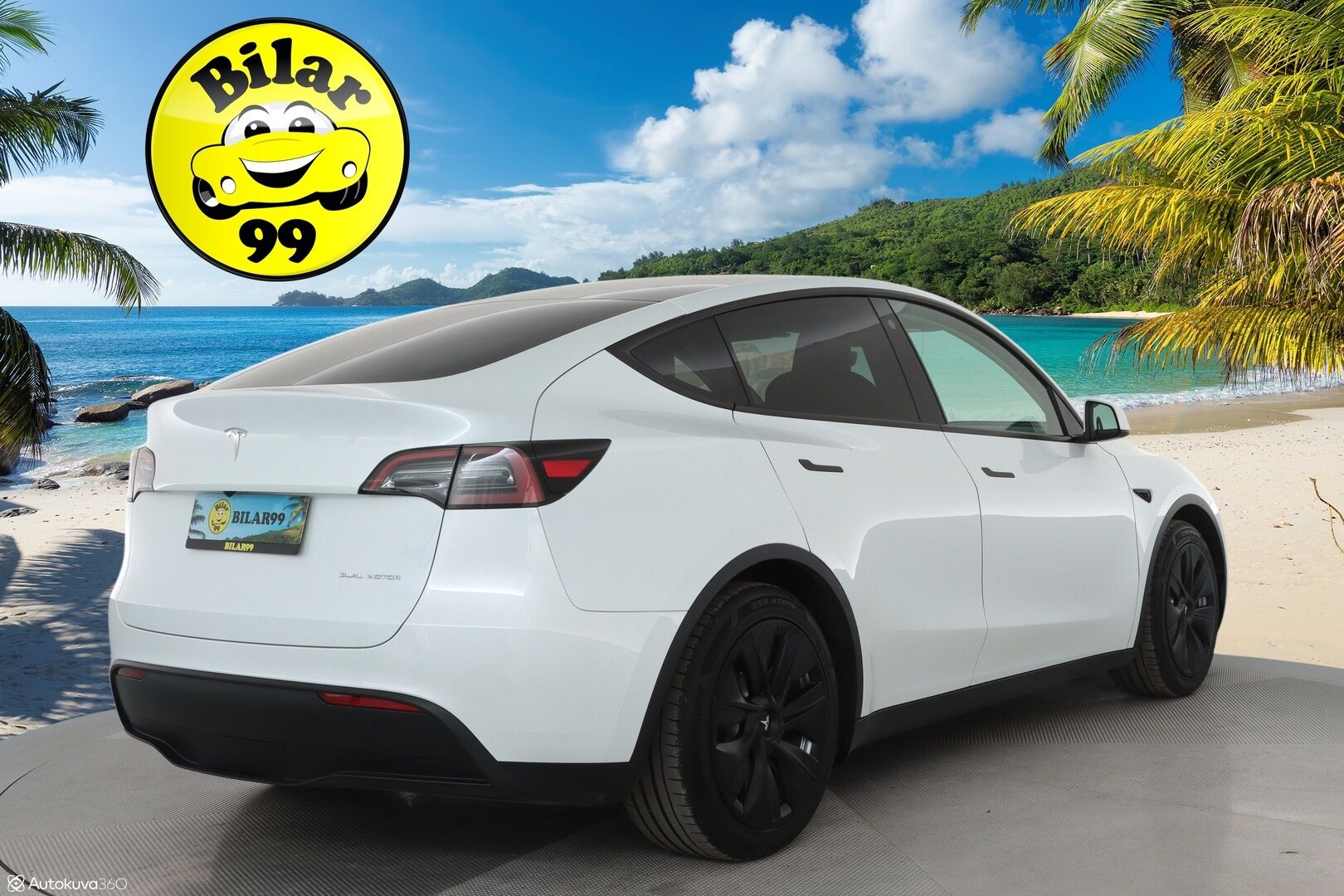 TESLA MODEL Y 2023 Long Range Dual Motor **Lasikatto / Lämpöpumppu / Koukku / Adapt.Vakkari / Matrix-LED / P.Kamera / Premium Audio** - 3,99 % KORKOTARJOUS TÄHÄN AUTOON - Nahkaverhoilu / Navi / Kaistavahti / KeylessGO