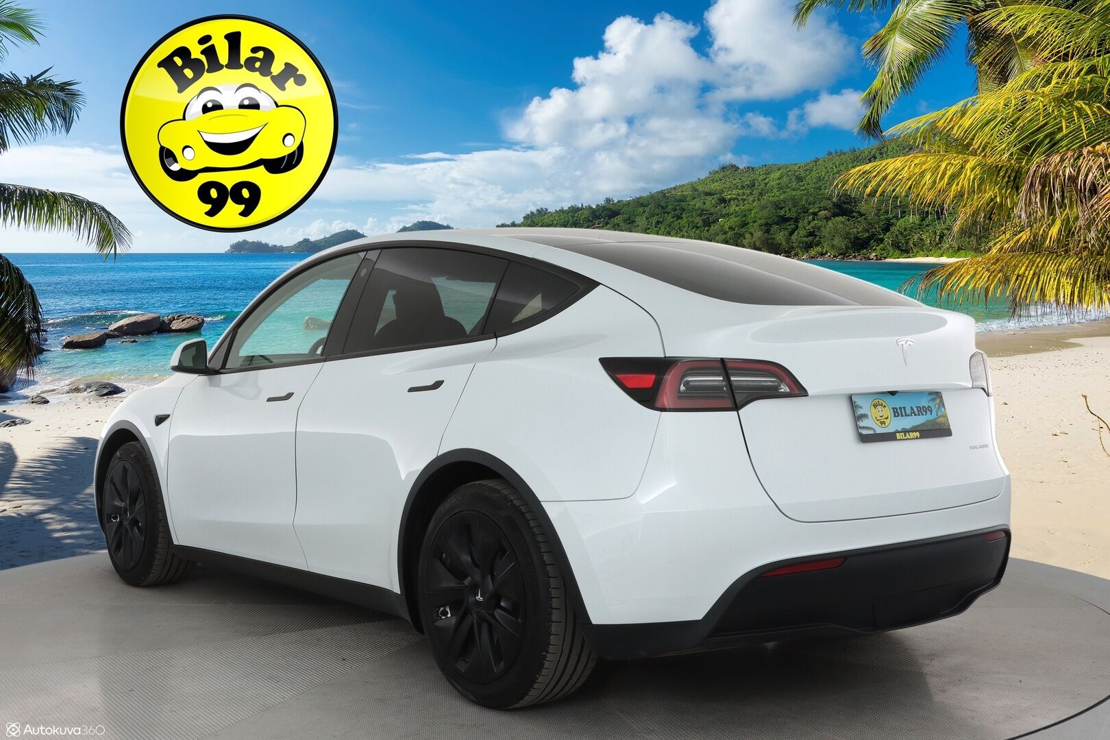 TESLA MODEL Y 2023 Long Range Dual Motor **Lasikatto / Lämpöpumppu / Koukku / Adapt.Vakkari / Matrix-LED / P.Kamera / Premium Audio** - 3,99 % KORKOTARJOUS TÄHÄN AUTOON - Nahkaverhoilu / Navi / Kaistavahti / KeylessGO