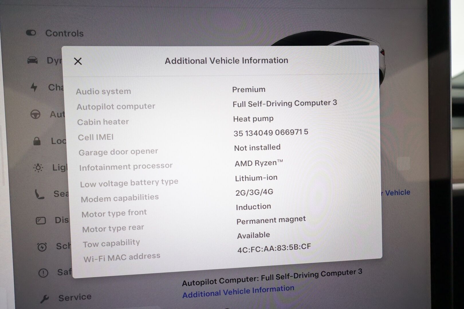 TESLA MODEL Y 2023 Long Range Dual Motor **Lasikatto / Lämpöpumppu / Koukku / Adapt.Vakkari / Matrix-LED / P.Kamera / Premium Audio** - 3,99 % KORKOTARJOUS TÄHÄN AUTOON - Nahkaverhoilu / Navi / Kaistavahti / KeylessGO