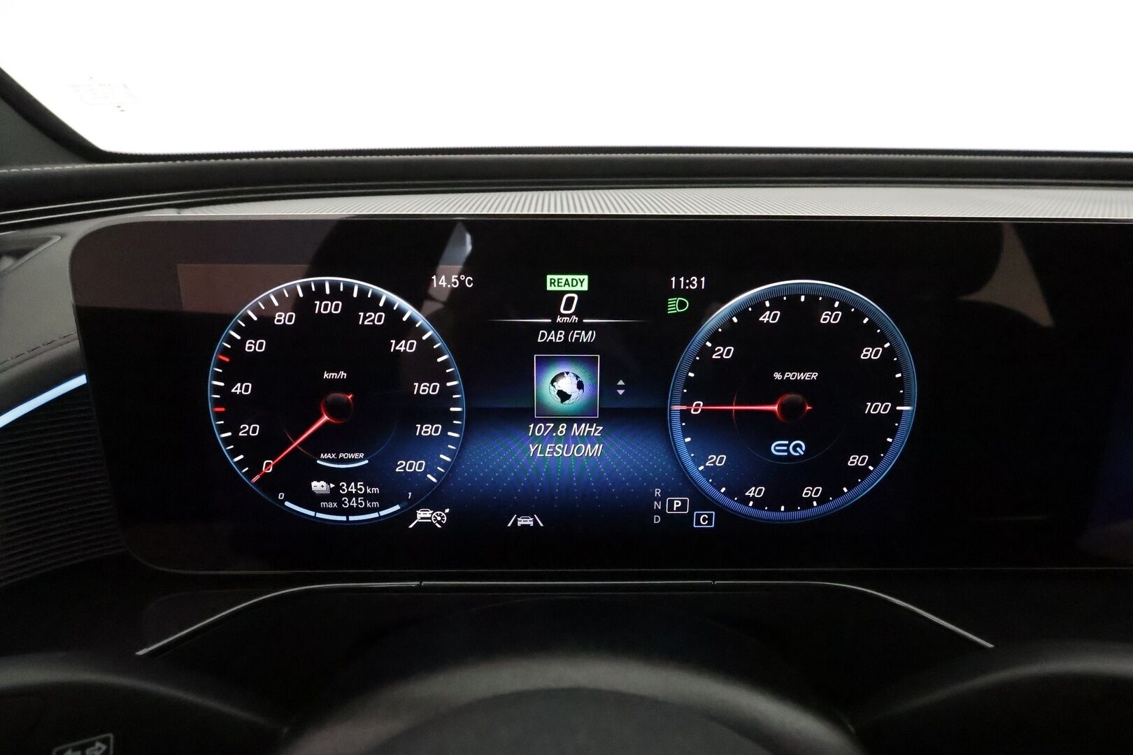 MERCEDES-BENZ EQC 2023 400 4Matic **Widescreen / Adapt.Vakkari / LED-valot / P.kamera / Sporttinahat / Navi / Kaistavahti** - 3,99 % KORKOTARJOUS TÄHÄN AUTOON - 