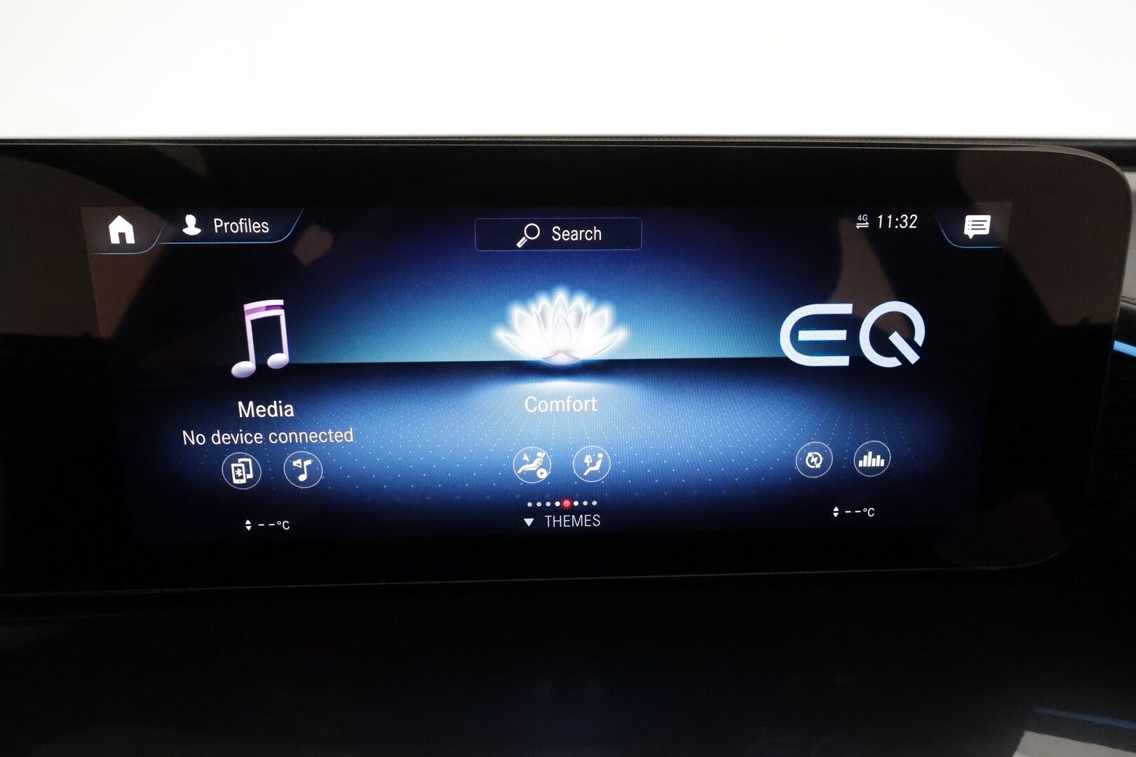 MERCEDES-BENZ EQC 2023 400 4Matic **Widescreen / Adapt.Vakkari / LED-valot / P.kamera / Sporttinahat / Navi / Kaistavahti** - 3,99 % KORKOTARJOUS TÄHÄN AUTOON - 
