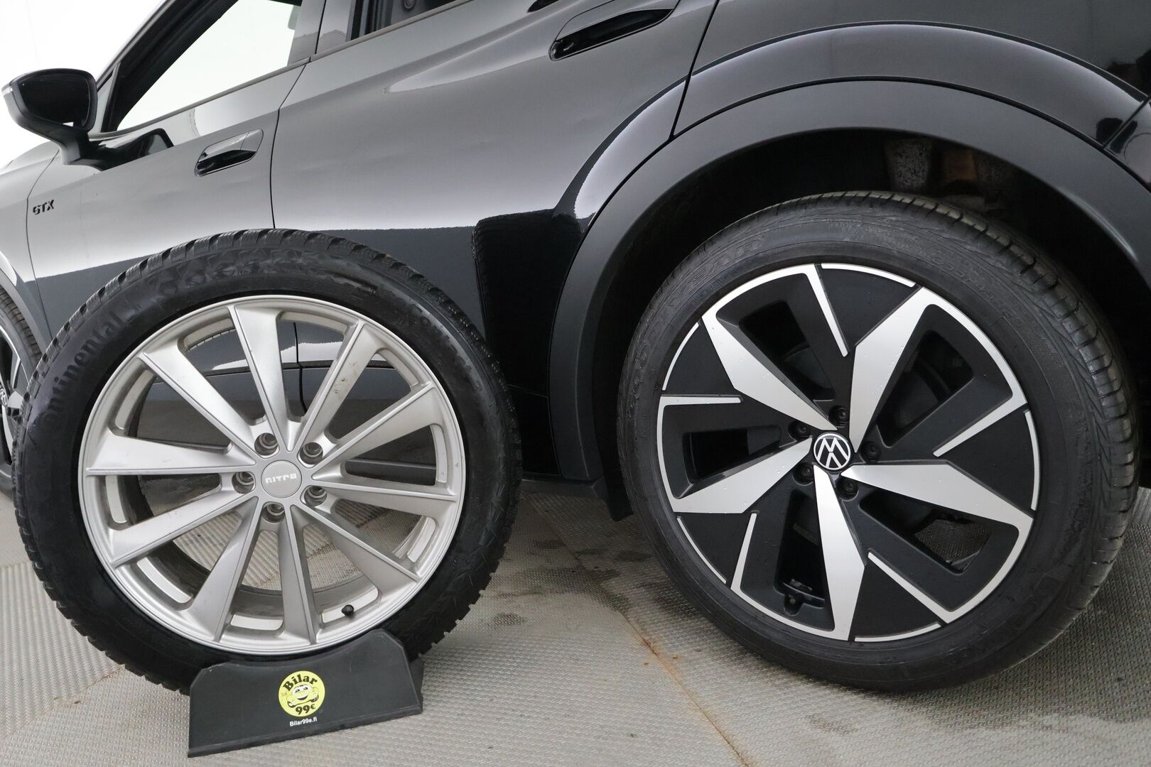 VOLKSWAGEN ID.4 2023 GTX - | ACC | Koukku | ILP | Matrix-LED | P.Kamera | Puolinahat | Ratinlämmitys | Digimittaristo | Keyless | Apple&Android | Kahdet Renkaat |