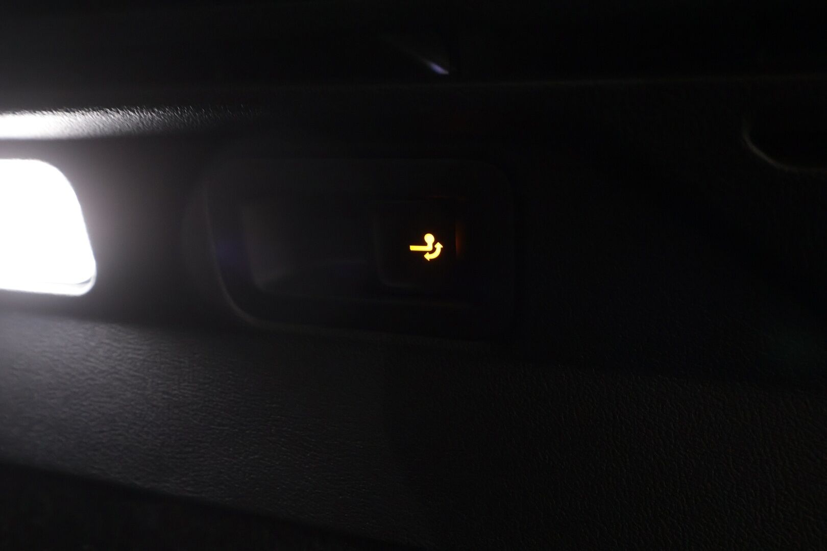 VOLKSWAGEN ID.4 2023 GTX - | ACC | Koukku | ILP | Matrix-LED | P.Kamera | Puolinahat | Ratinlämmitys | Digimittaristo | Keyless | Apple&Android | Kahdet Renkaat |