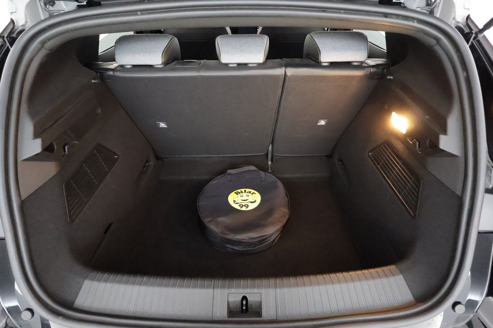 RENAULT MEGANE 2022 E-Tech electric 60kWh 220hv Techno - | ACC | LED | P.Kamera | Navi | Katveavustin | Kaistavahti | Apple&Android | Digimittaristo | Puolinahat | Ratinlämmitys |