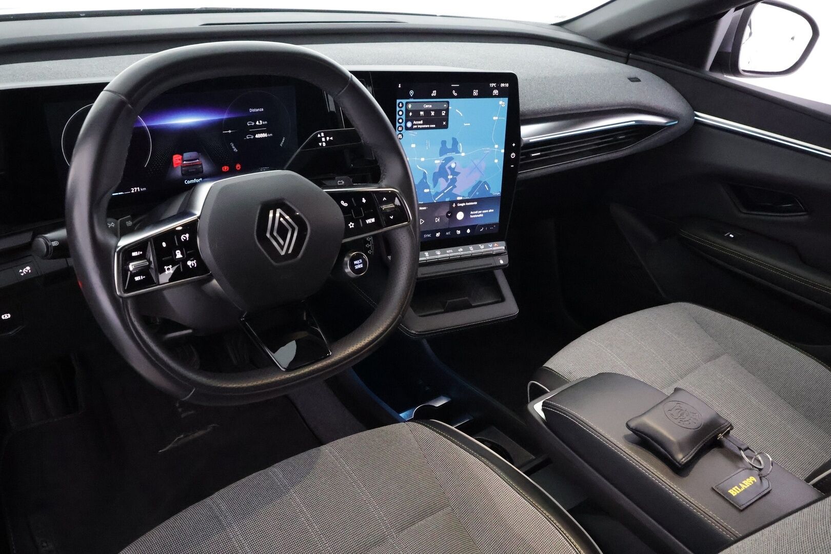 RENAULT MEGANE 2022 E-Tech electric 60kWh 220hv Techno - | ACC | LED | P.Kamera | Navi | Katveavustin | Kaistavahti | Apple&Android | Digimittaristo | Puolinahat | Ratinlämmitys |