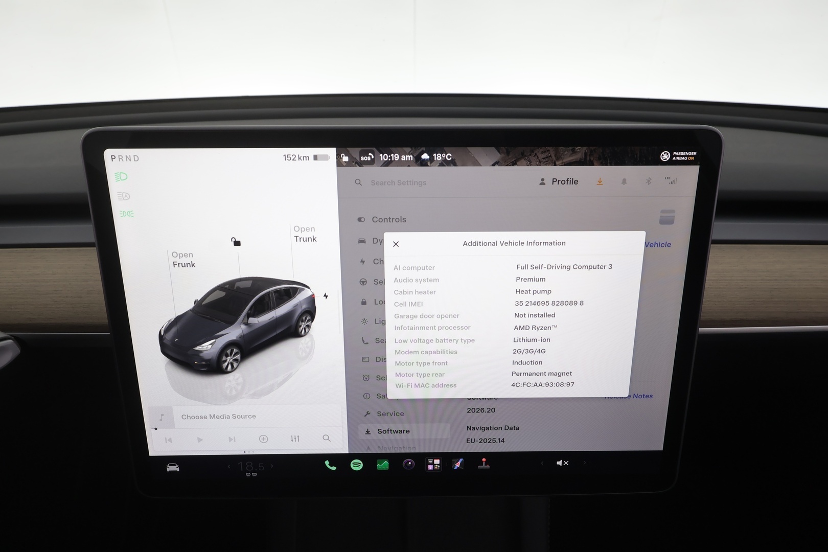 TESLA MODEL Y 2022 Long Range Dual Motor - | ILP | Lasikatto | ACC | Matrix-LED | P.Kamera | Muistipenkki | Premium Audio | Kaistavahti | Navi | Keyless | Premium Connectivity |