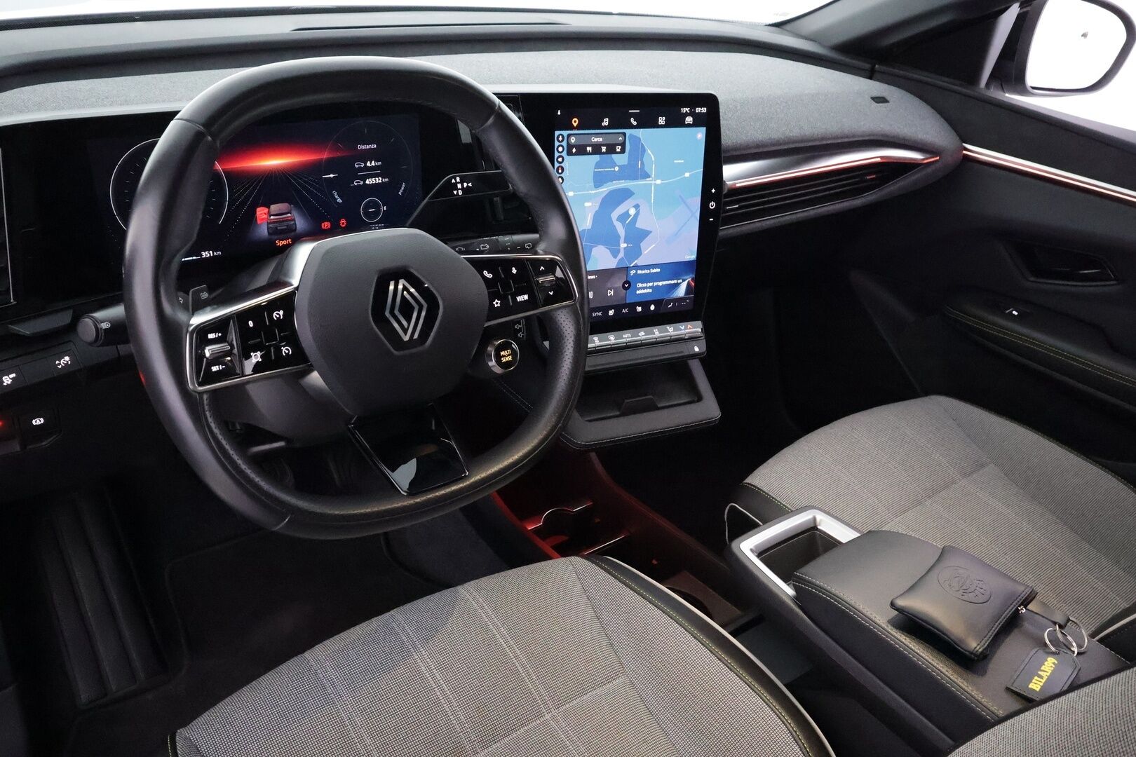 RENAULT MEGANE 2022 E-Tech electric 60kWh 220hv Techno - | ACC | LED | 360 | Navi | Katveavustin | Kaistavahti | Apple&Android | Digimittaristo | Puolinahat | Ratinlämmitys |
