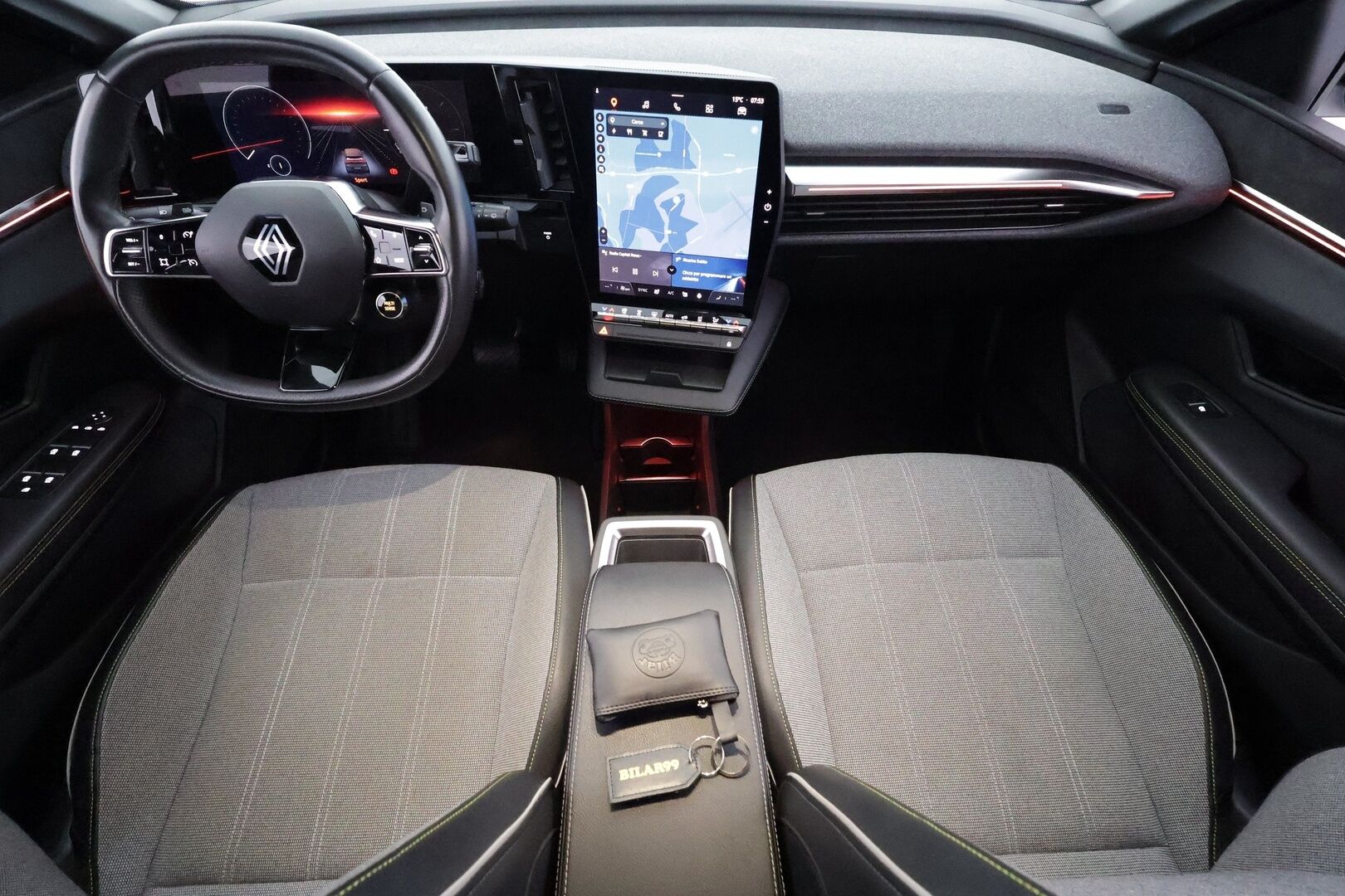 RENAULT MEGANE 2022 E-Tech electric 60kWh 220hv Techno - | ACC | LED | 360 | Navi | Katveavustin | Kaistavahti | Apple&Android | Digimittaristo | Puolinahat | Ratinlämmitys |
