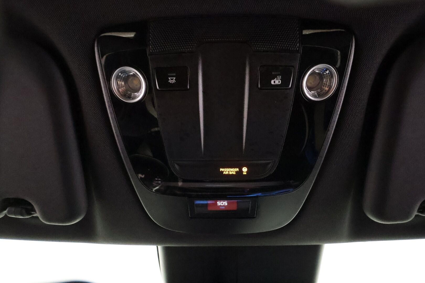 KIA EV6 2022 77,4kWh AWD GT-Line - | ACC | ILP | Koukku | Meridian | HUD | 360° | Ilm. relax penkit | Muistipenkki | Ambient light | Keyless | 2x renkaat aluin | Merkkihuollot |