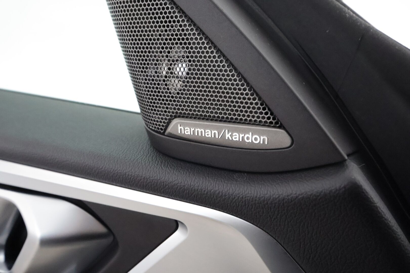 BMW I4 M50 2022 G26 xDrive Charged Gran Coupe - 2,99 % KORKOTARJOUS TÄHÄN AUTOON - ** Driving assistant / HUD / H&K / Kamera / Ilmastoidut nahat / Kuljettajan muistipenkki / Sähkökontti / ILP **