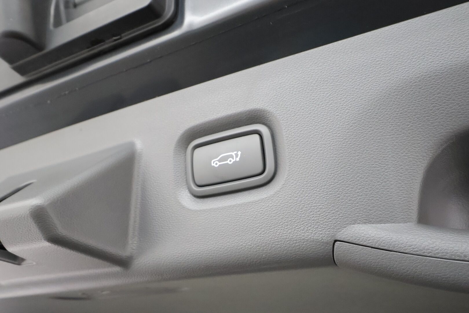 HYUNDAI IONIQ 5 2023 77 kWh 325 hv AWD Premium * ILP / Lasikatto / ACC / LED / Bose / Ilmastoitu Comfort-penkki Muistilla * - Akku kuntotarkastettu / HUD / 360 Kamera 