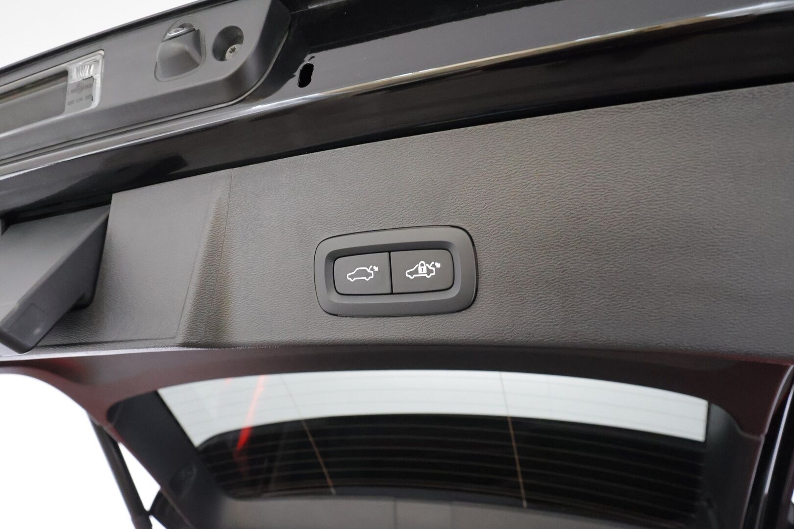 Volvo XC40 2023 Recharge Twin Plus - | ACC | ILP | Koukku | Muistipenkki | Nahka-alcantara | P.kamera | BLIS | Pilot Assist | Keyless | Sähk. takaluukku | Lämm. ratti | Merkkihuollot | ALV |