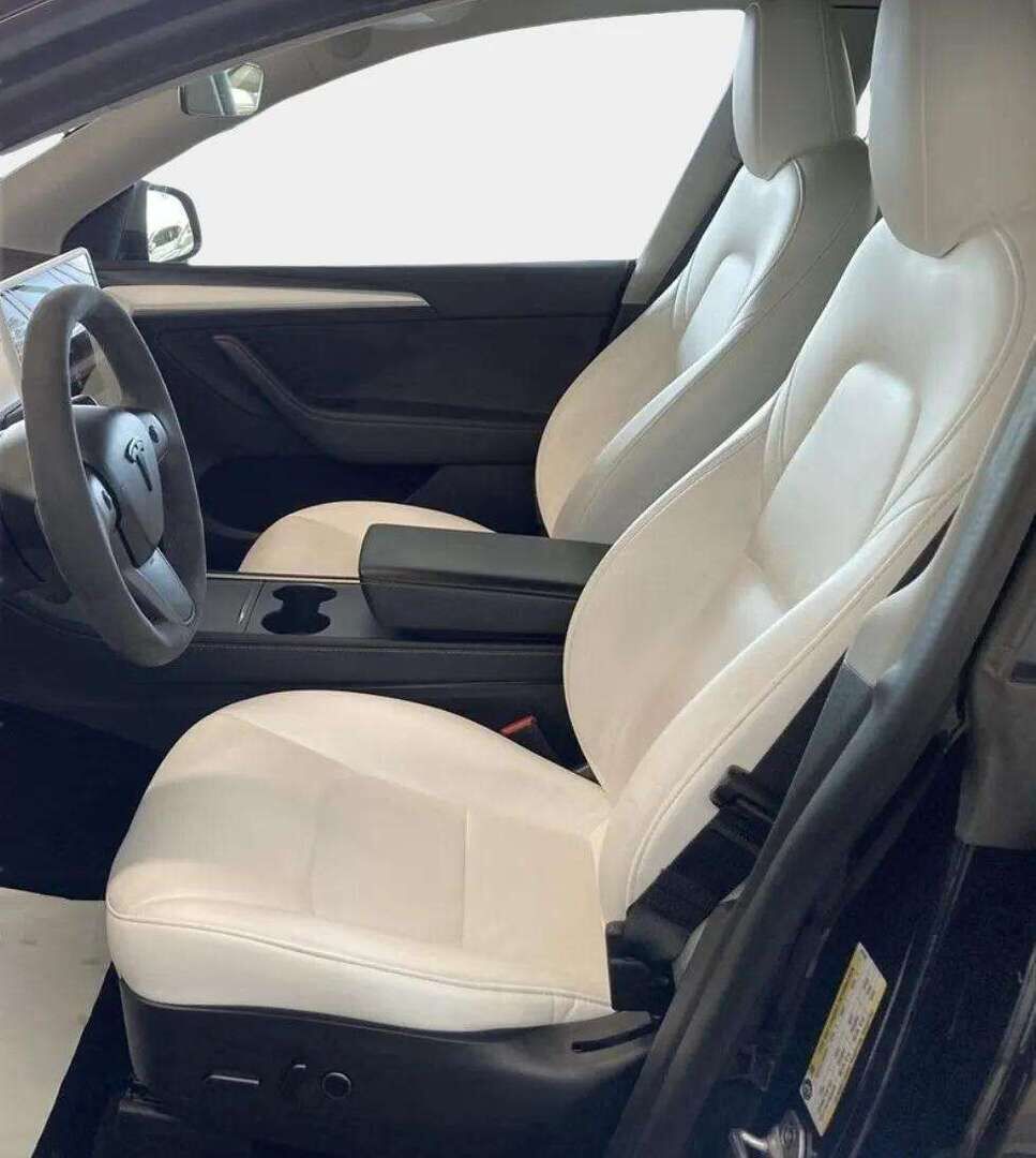 TESLA MODEL Y 2023 Standard Range RWD / Spesiaali yksilö! / Valkoinen sisusta / Koukku / TULOSSA! // - HULLUT AVAJAISHULINAT KORKOTARJOUS 3,29 %