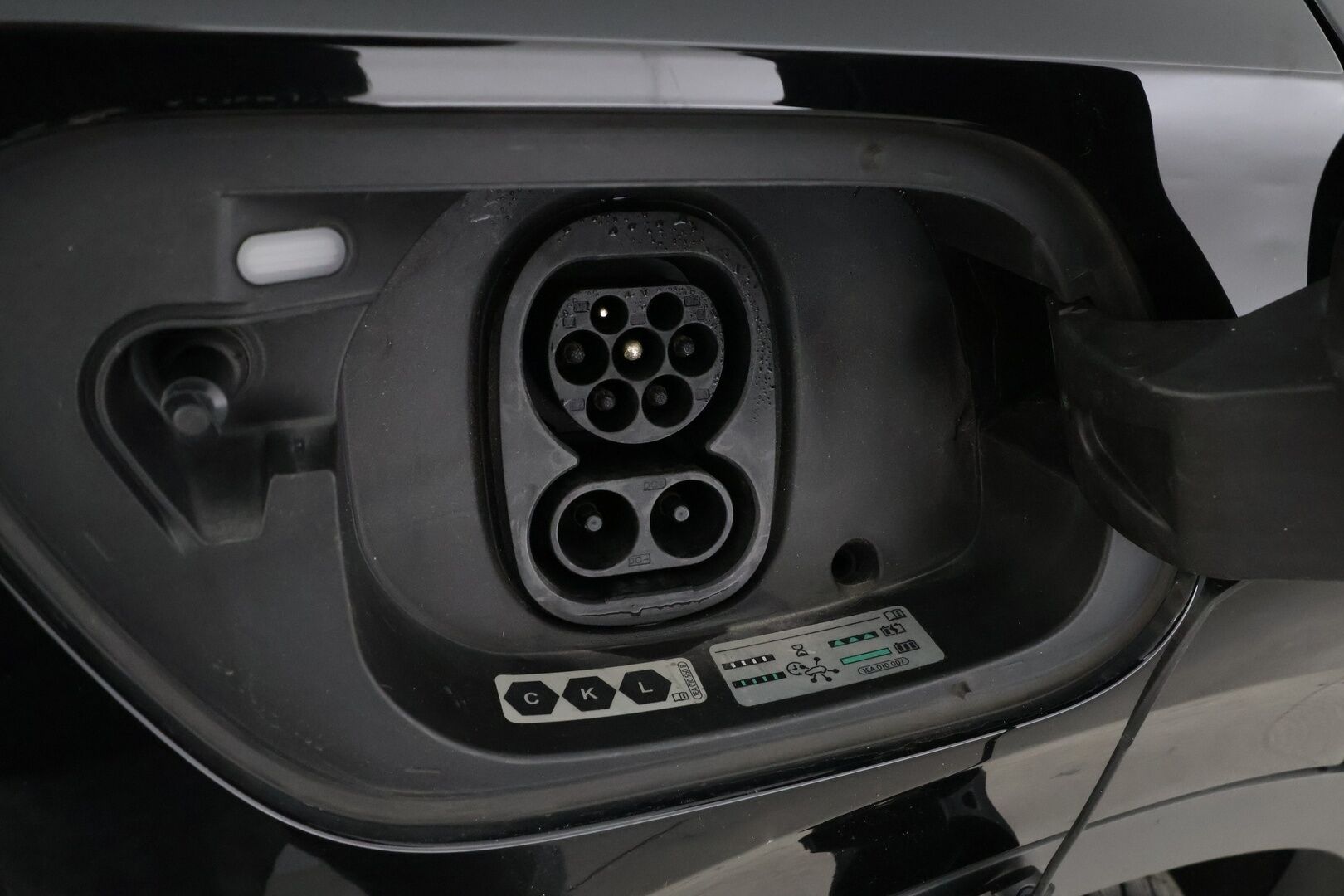 VOLKSWAGEN ID.4 2023 GTX Dual Motor AWD Business Max * ILP / Koukku / ACC / Matrix-LED / 360° / Hierovat Sportpenkit Muistilla / Navi * - Akku kuntotarkastettu SoH 94,7% / Kahdet renkaat - Osta nyt, maksa vasta ensi vuonna