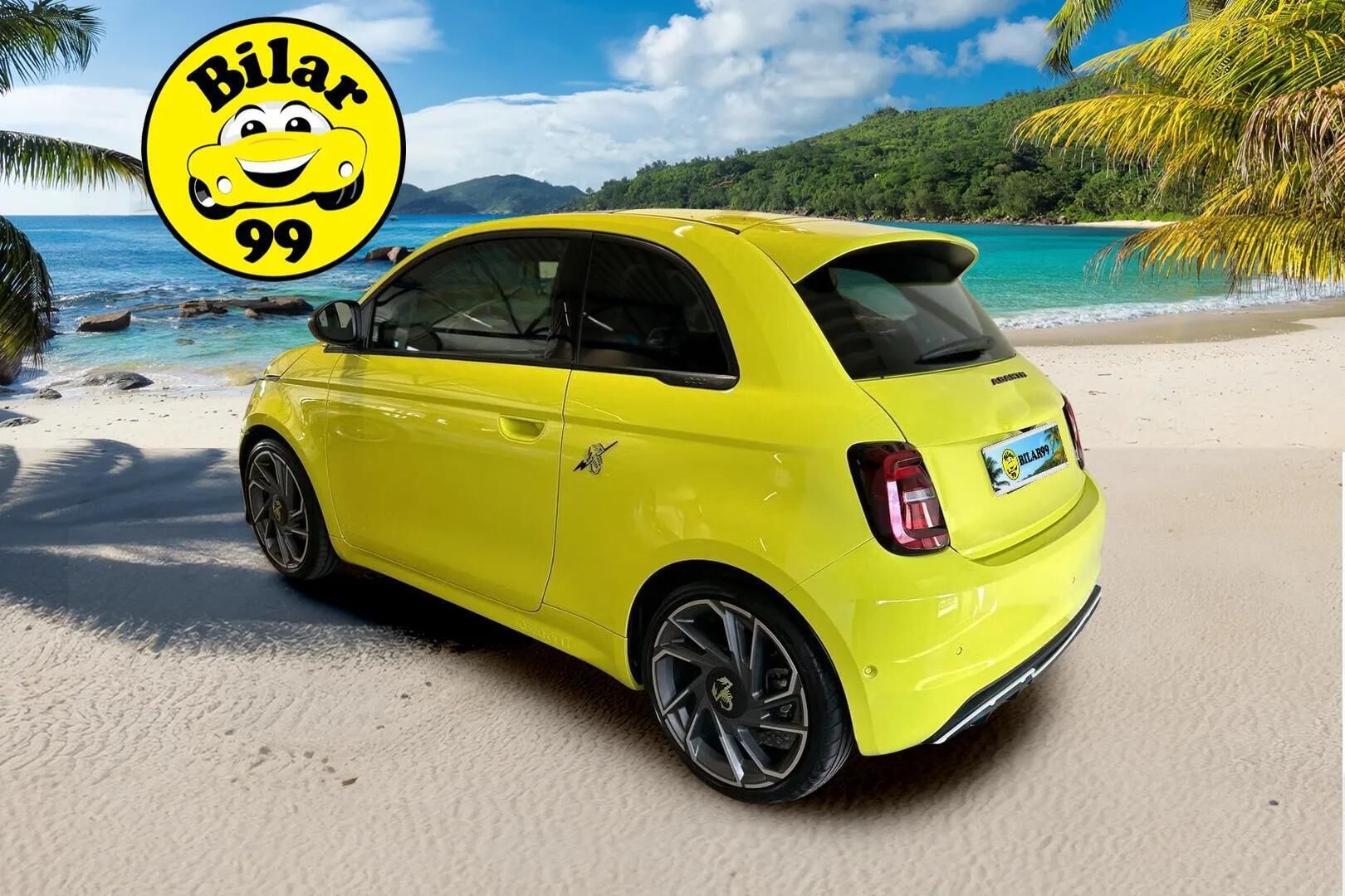 FIAT 500e 2024 ABARTH 155hv Scorpionissma * Lasikatto / JBL / P.Kamera / Sporttipenkit / Vakkari / LED / Navi / Keyless / Acid Green * - Huippuhieno / Merkkihuollettu