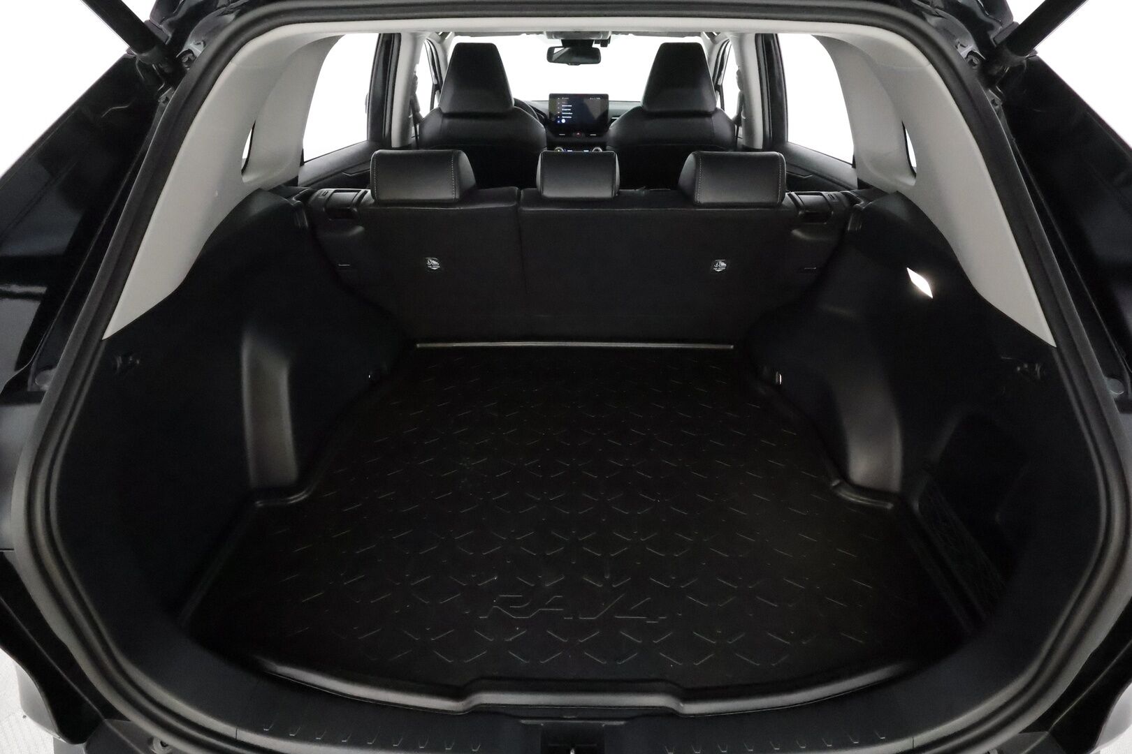 TOYOTA RAV4 2023 2,5 Hybrid AWD-i Executive **Digimittaristo / Adapt. vakkari / Sähköpenkit / P.kamera / Apple&Android / Kaistavahti** - 3,99 % KORKOTARJOUS TÄHÄN AUTOON - Facelift / Uusi keskinäyttö