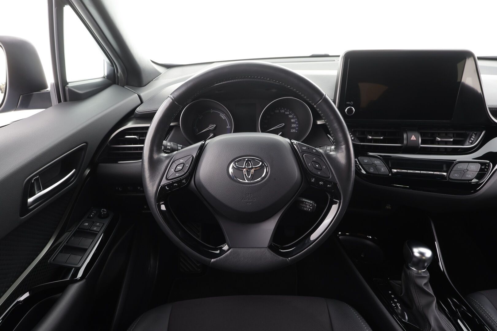TOYOTA C-HR 2022 2,0 Hybrid Intense - | ACC | Puolinahat | P.kamera ja tutkat | Keyless | LED | Lane Assist | BSM | RCTA | Navi | Lämm. ratti | Aut. pitkät | Pysäköintiavustin | 