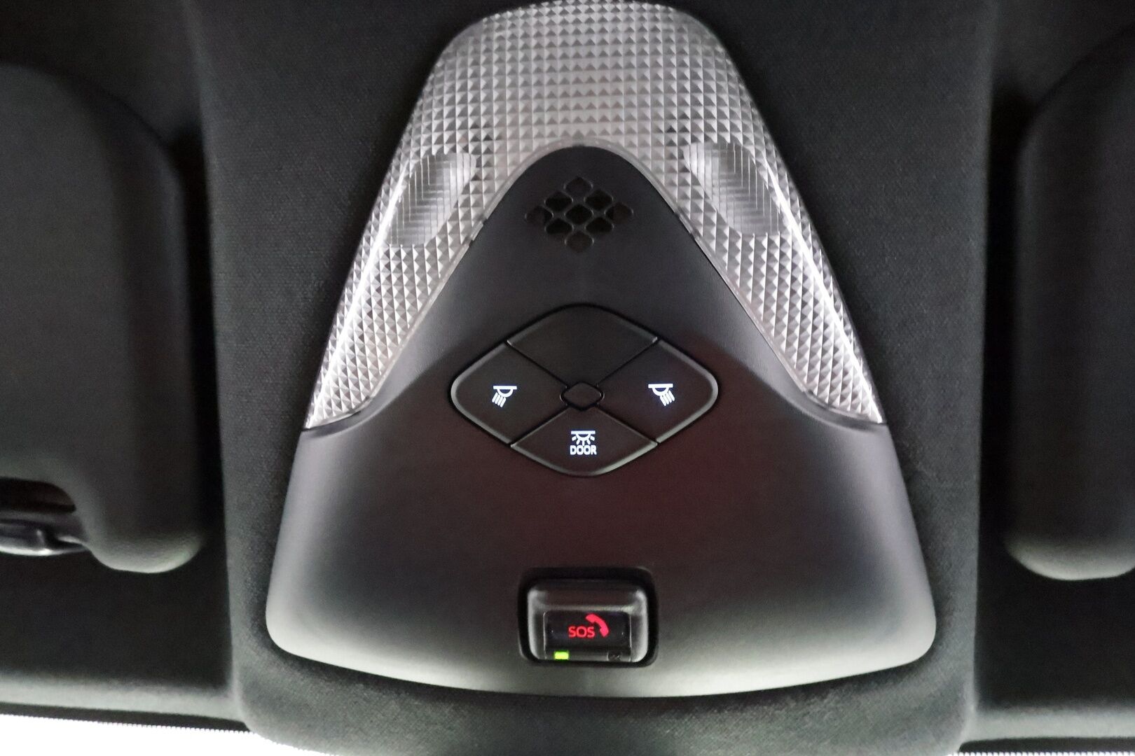 Toyota C-HR 2022 2,0 Hybrid GR Sport - | ACC | Koukku | JBL | Sähköpenkki | Nahka-alcantara | AFS-LED | P.kamera ja tutkat | LKA | BSM | Keyless | Navi | Apple & Android | Merkkihuollot | 