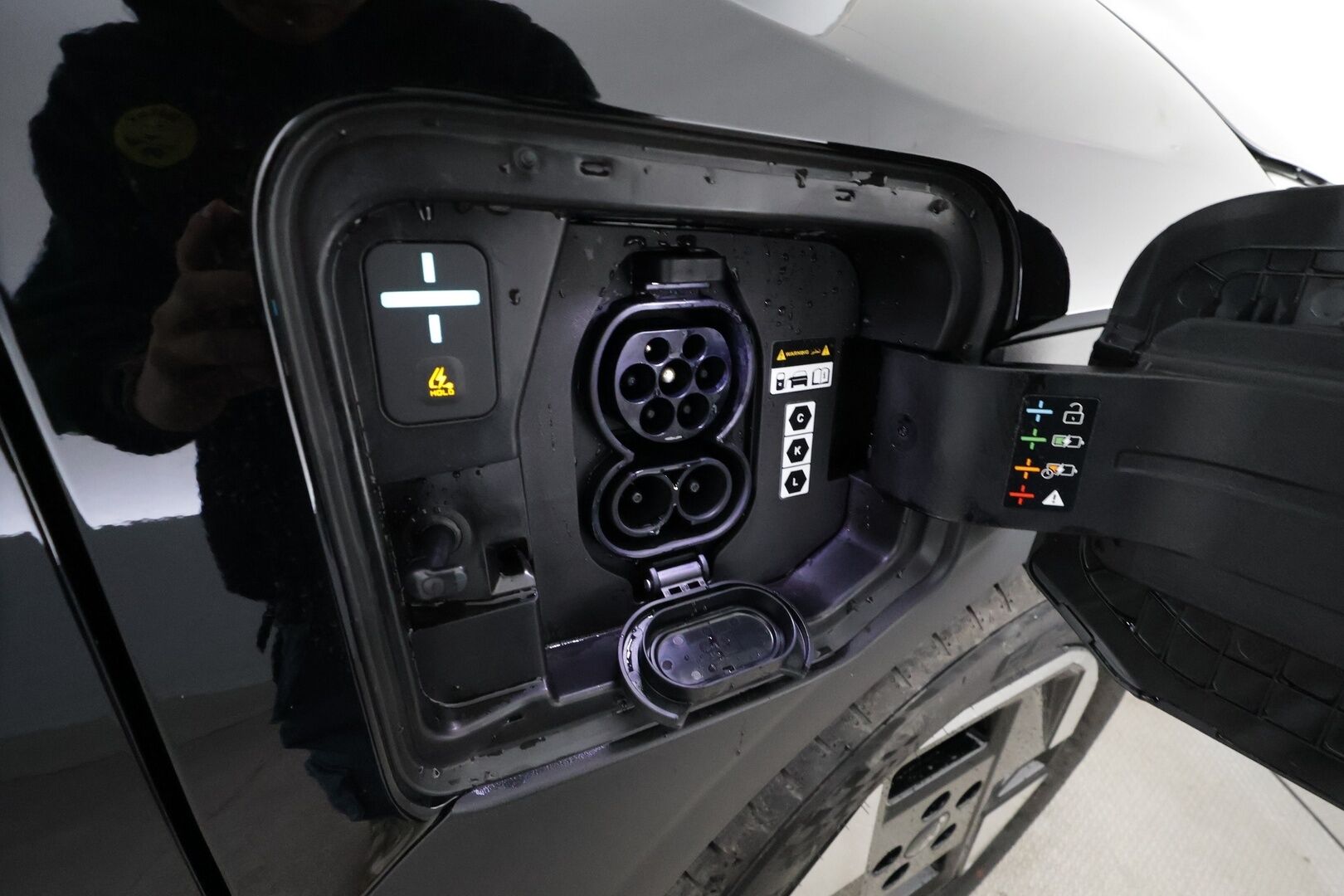 KIA EV3 2027 Air FWD 58,3kWh 204hv - Ennakkomyynnissä! ACC | ILP | P. kamera | Smart Key | Kaistavahti | LED