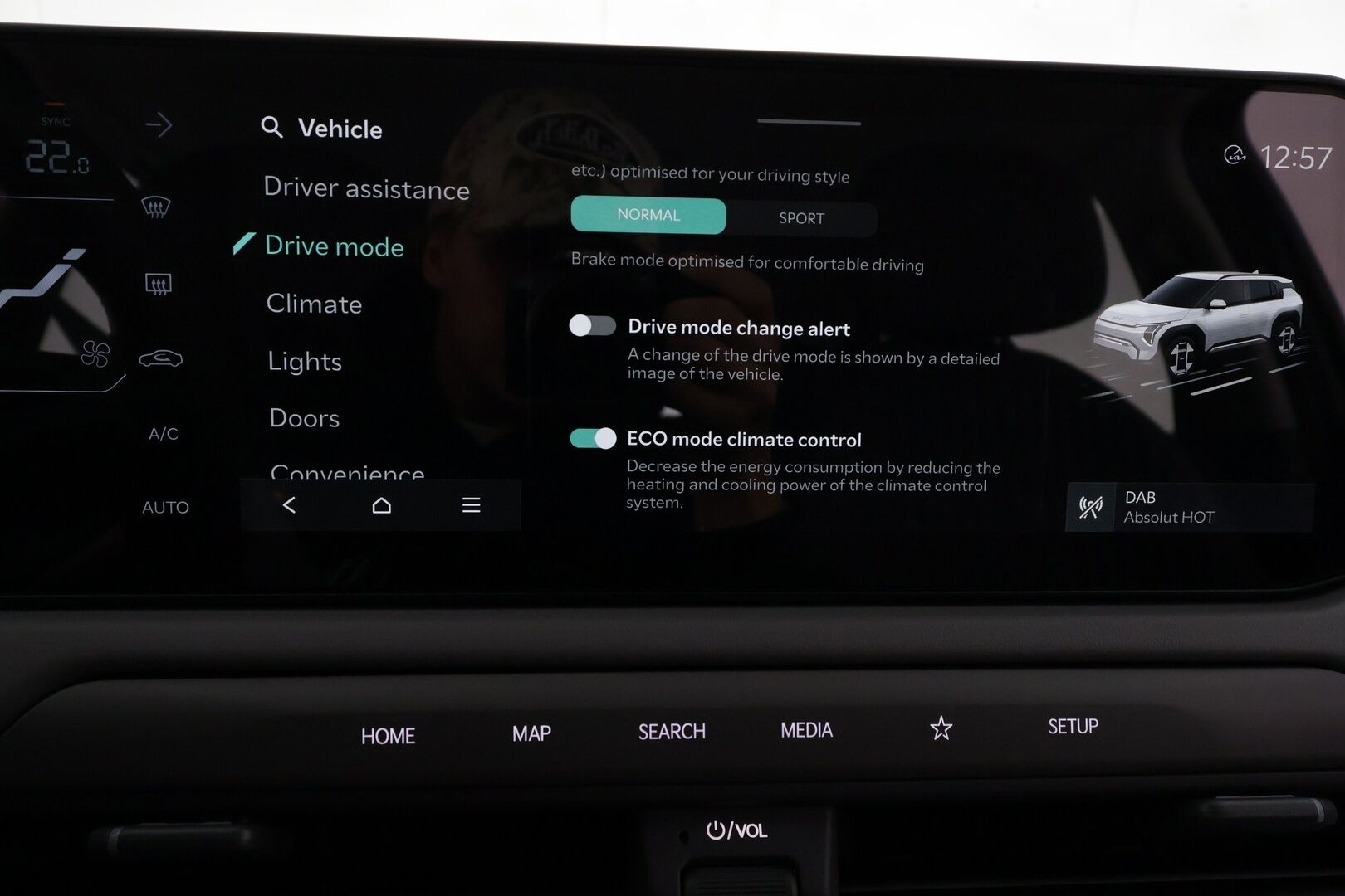 KIA EV3 2027 Air FWD 58,3kWh 204hv - Ennakkomyynnissä! ACC | ILP | P. kamera | Smart Key | Kaistavahti | LED