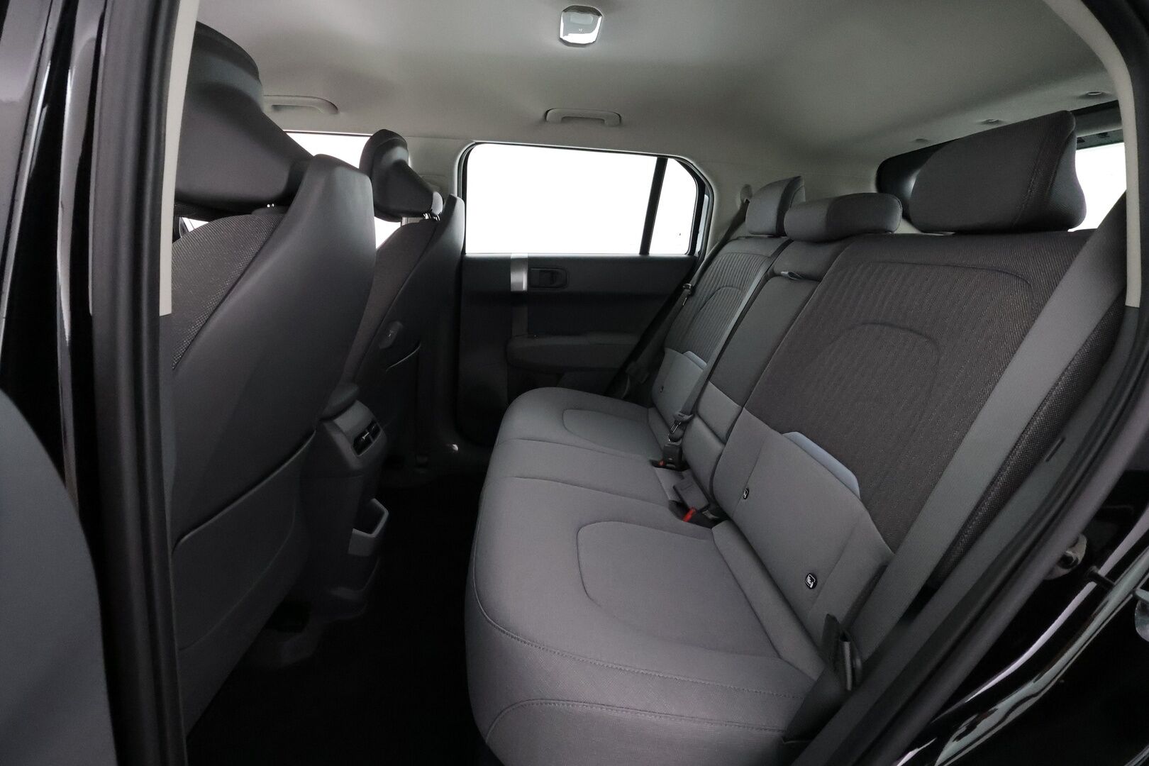 KIA EV3 2027 Air FWD 58,3kWh 204hv - Ennakkomyynnissä! ACC | ILP | P. kamera | Smart Key | Kaistavahti | LED
