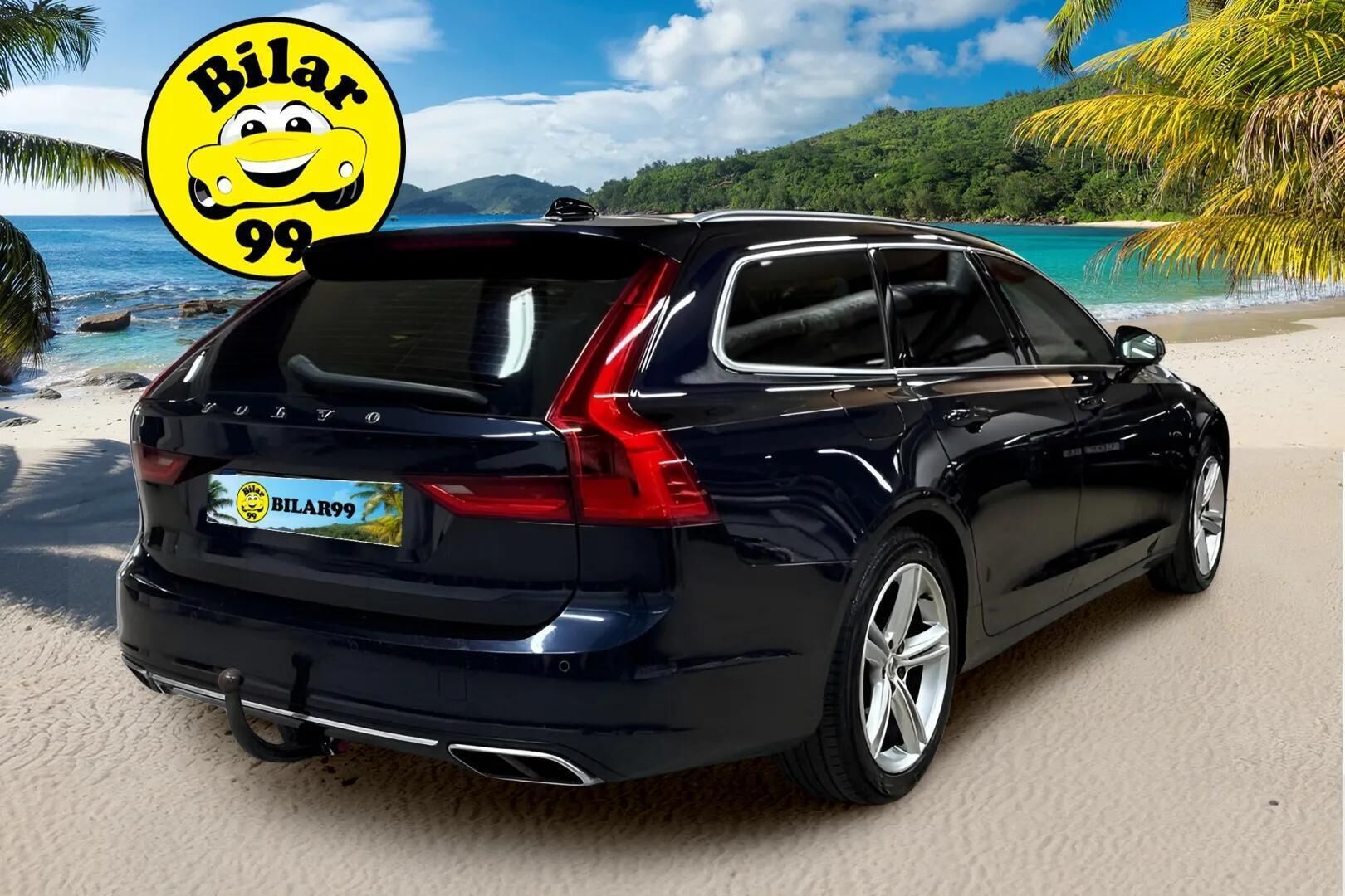 Volvo V90 2019 T4 Momentum Aut. *ACC / Webasto / Panorama / P-Kamera / Nahat / Koukku*