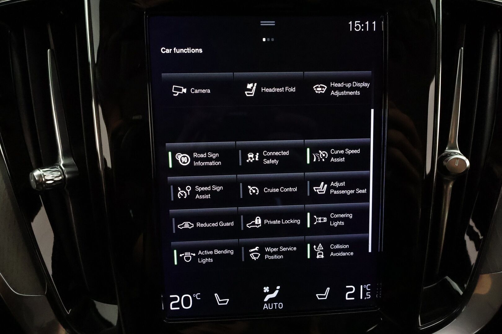 Volvo V60 CROSS COUNTRY 2022 B4 AWD D-MHEV advanced aut ** Sporttinahat / HUD / Harman&Kardon / 360 / TULOSSA - 3,99 % KORKOTARJOUS TÄHÄN AUTOON - 31.5. ASTI! - Adapt.vakkari / Webasto / Muistipenkit / Koukku