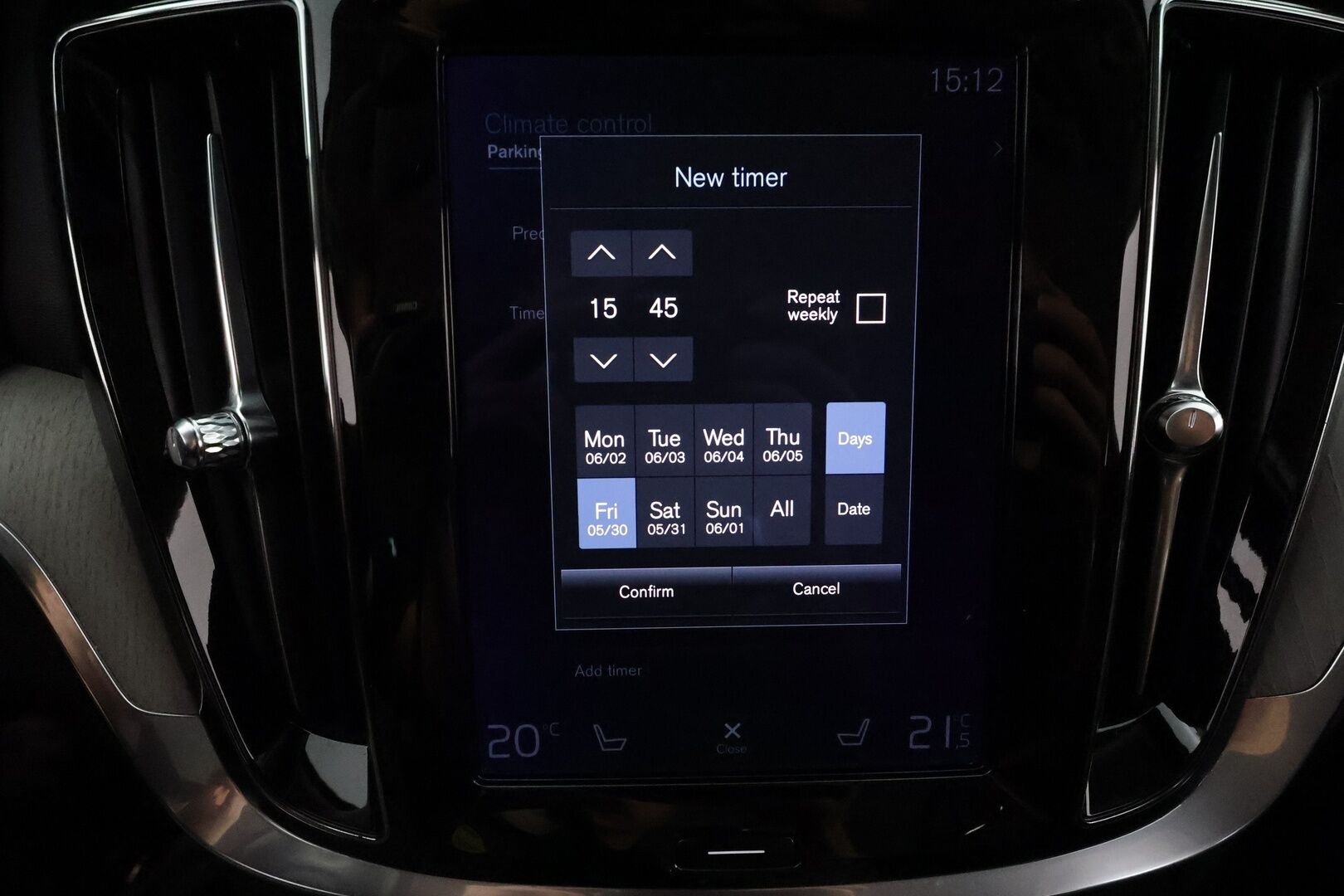 Volvo V60 CROSS COUNTRY 2022 B4 AWD D-MHEV advanced aut ** Sporttinahat / HUD / Harman&Kardon / 360 / TULOSSA - 3,99 % KORKOTARJOUS TÄHÄN AUTOON - 31.5. ASTI! - Adapt.vakkari / Webasto / Muistipenkit / Koukku