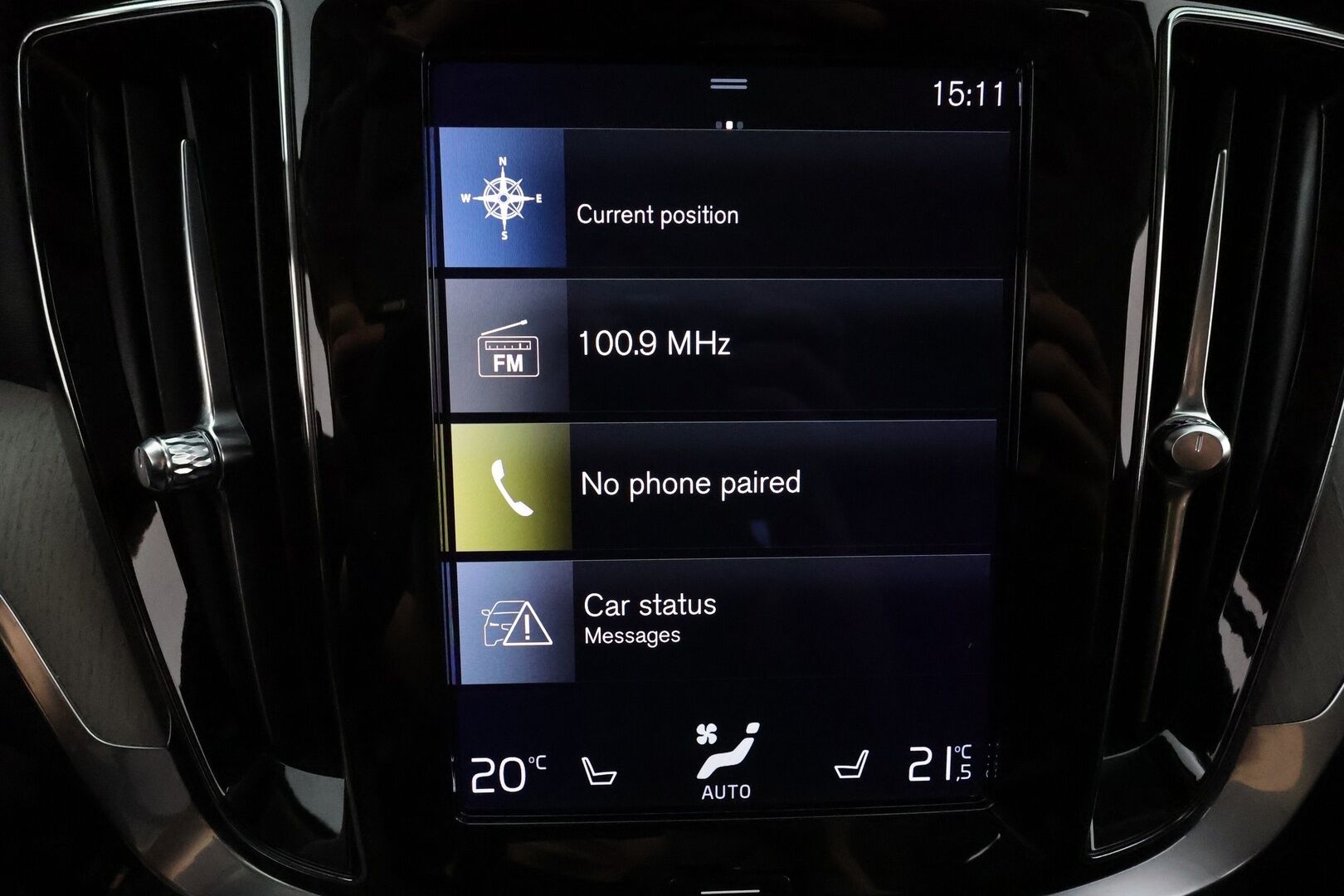 Volvo V60 CROSS COUNTRY 2022 B4 AWD D-MHEV advanced aut ** Sporttinahat / HUD / Harman&Kardon / 360 / TULOSSA - 3,99 % KORKOTARJOUS TÄHÄN AUTOON - 31.5. ASTI! - Adapt.vakkari / Webasto / Muistipenkit / Koukku