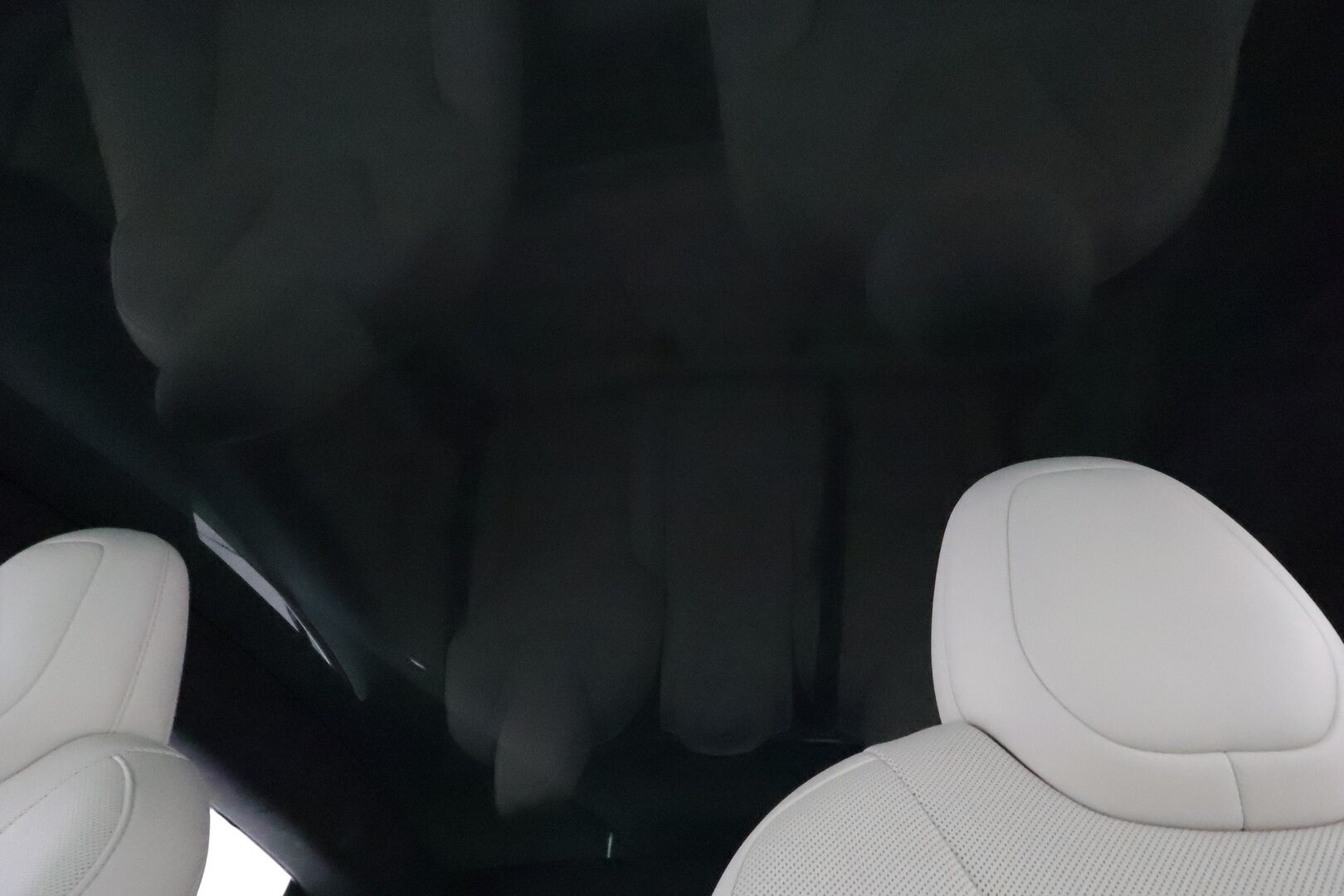 TESLA MODEL S 2023 Long Range *Koukku / Lasikatto /  ILP / ACC / Matrix-LED / P.kamera / Ilmastoitu Muistipenkki / Navi / Kaistavahti* - 2x Latauskaapelit