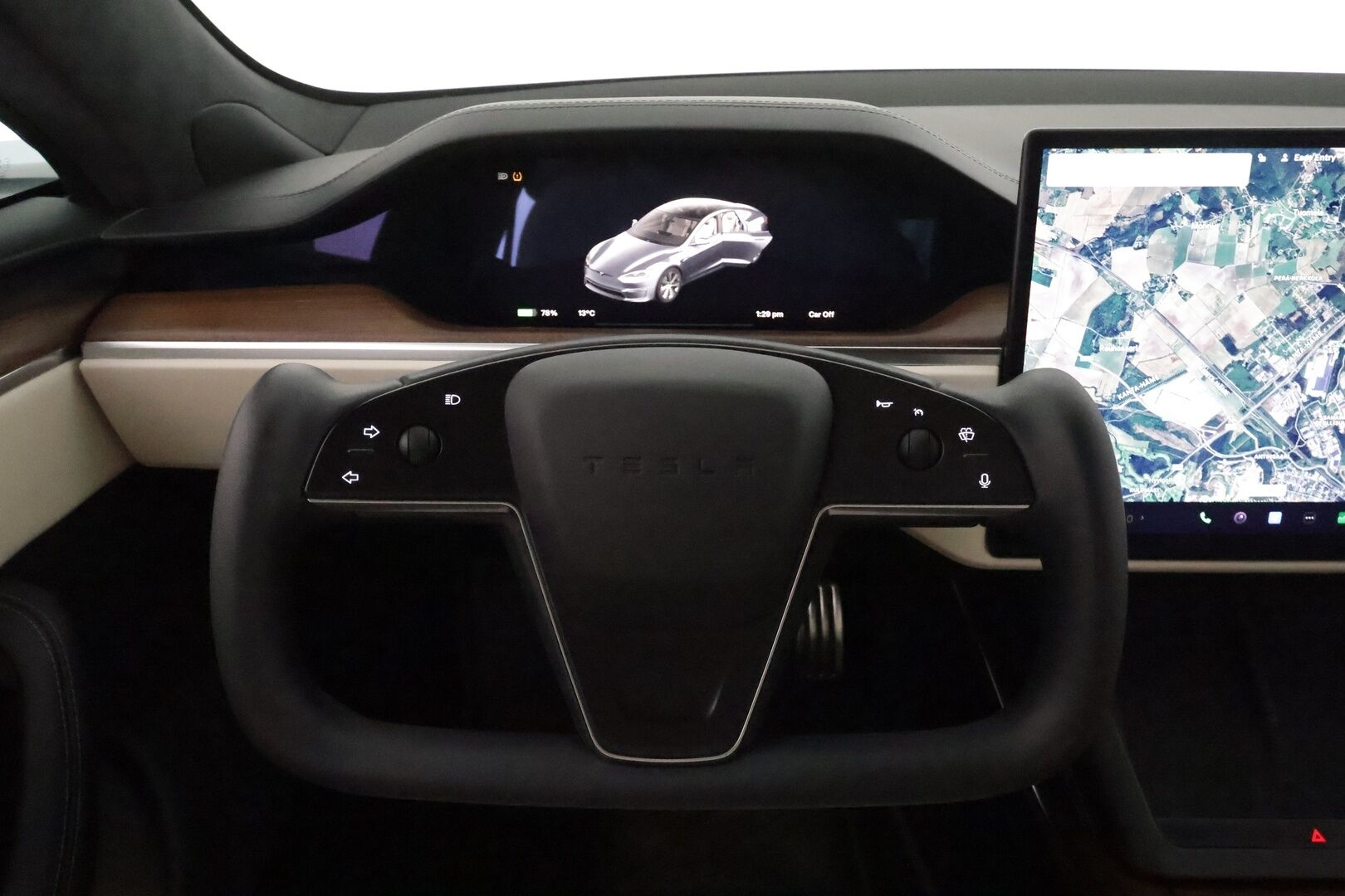 TESLA MODEL S 2023 Long Range *Koukku / Lasikatto /  ILP / ACC / Matrix-LED / P.kamera / Ilmastoitu Muistipenkki / Navi / Kaistavahti* - 2x Latauskaapelit