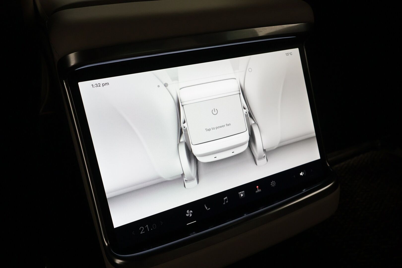TESLA MODEL S 2023 Long Range *Koukku / Lasikatto /  ILP / ACC / Matrix-LED / P.kamera / Ilmastoitu Muistipenkki / Navi / Kaistavahti* - 2x Latauskaapelit