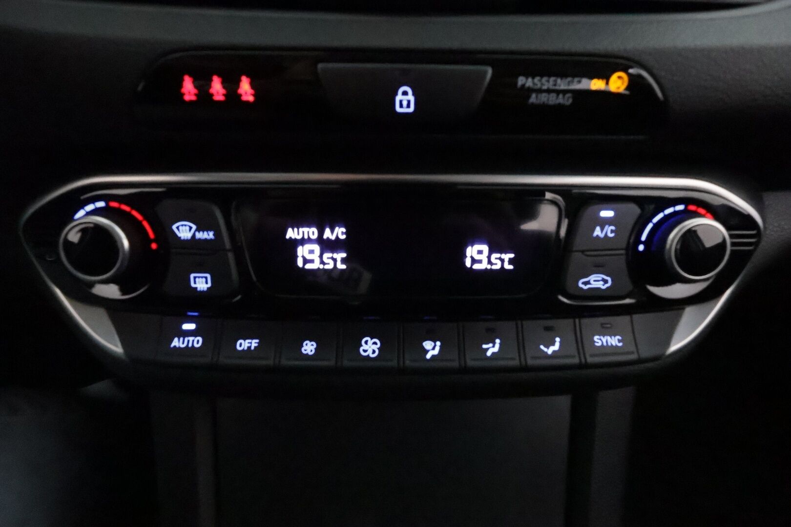 HYUNDAI I30 2022 1,0 T-GDI 120 hv Comfort **LED / P.Kamera / Kaistavahti / Katveavustin / Apple&Android / KeylessGO - Kahdet Renkaat