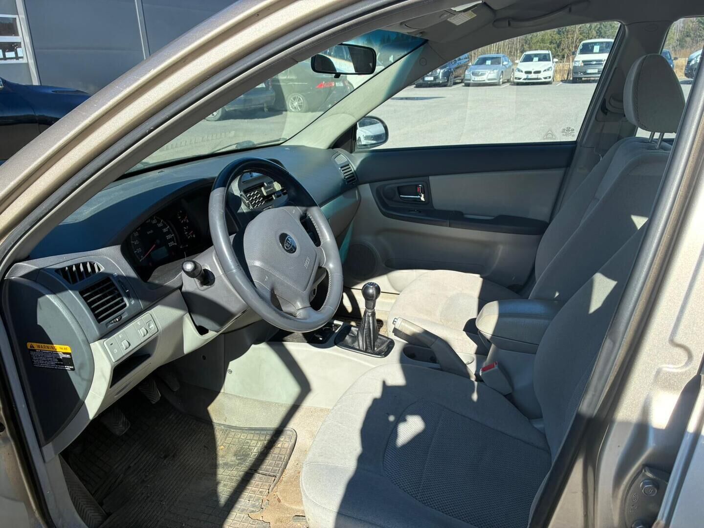 Kia Cerato 2006 1.6 EX Sedan 4D * - YritysOutlet - Myydään vain yrityksille * - Vetokoukullinen / Kahdet hyvät renkaat