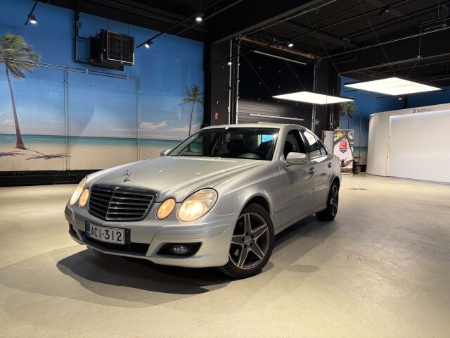 Mercedes-Benz E 2006