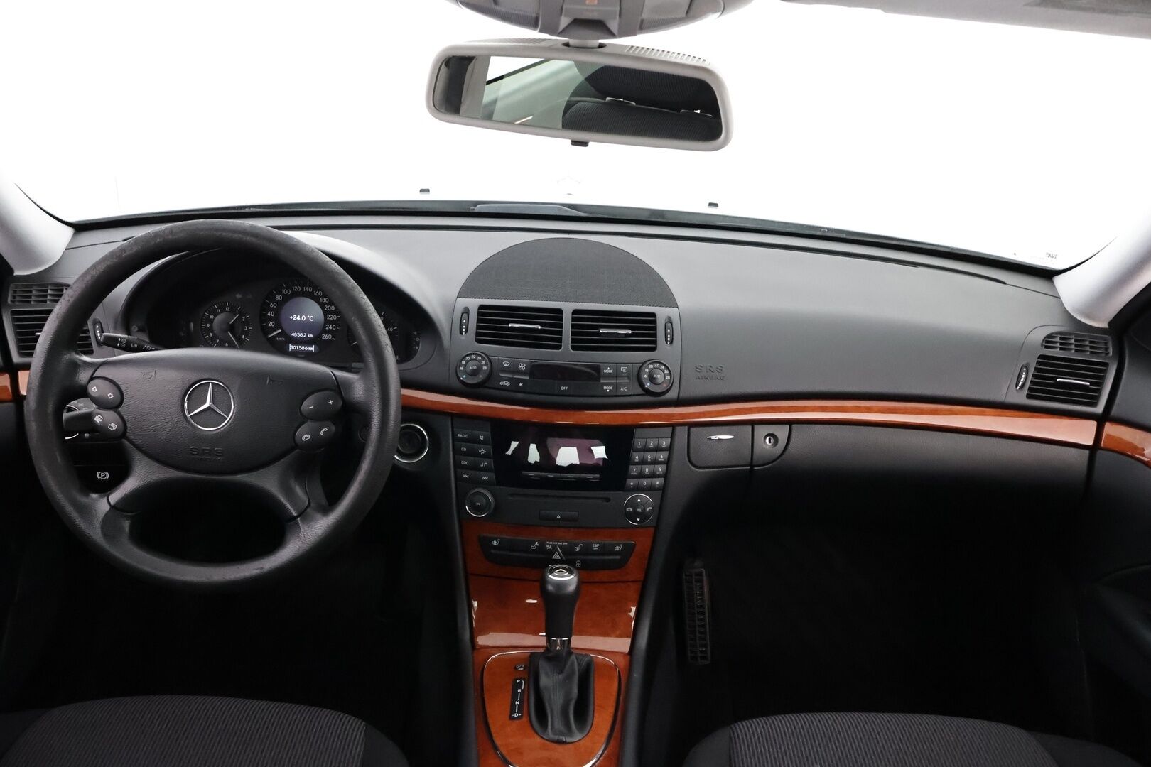 Mercedes-Benz E 2006 280 CDI 4Matic Facelift aut - Suomiauto | Vakkari | Lohko&Sisäpistoke | Aut.Ilmastointi | 2x Renkaat Aluvantein | Myydään tuoreella leimalla!