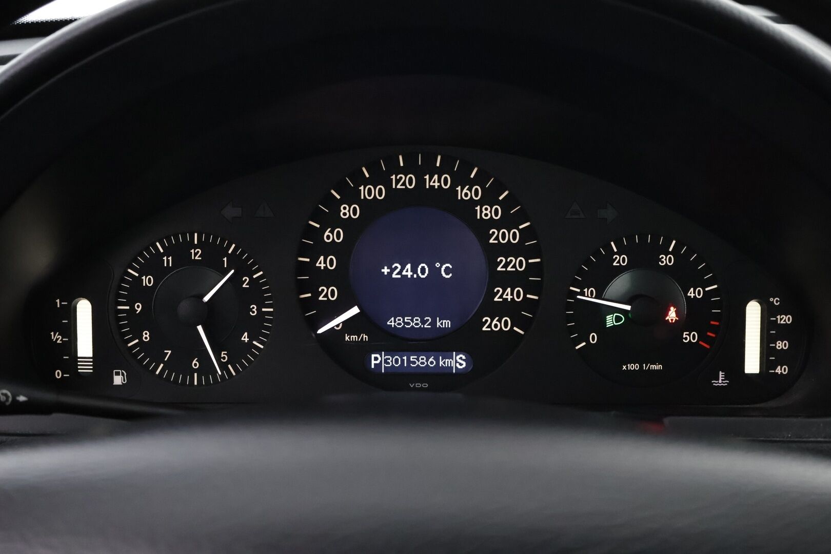 Mercedes-Benz E 2006 280 CDI 4Matic Facelift aut - Suomiauto | Vakkari | Lohko&Sisäpistoke | Aut.Ilmastointi | 2x Renkaat Aluvantein | Myydään tuoreella leimalla!