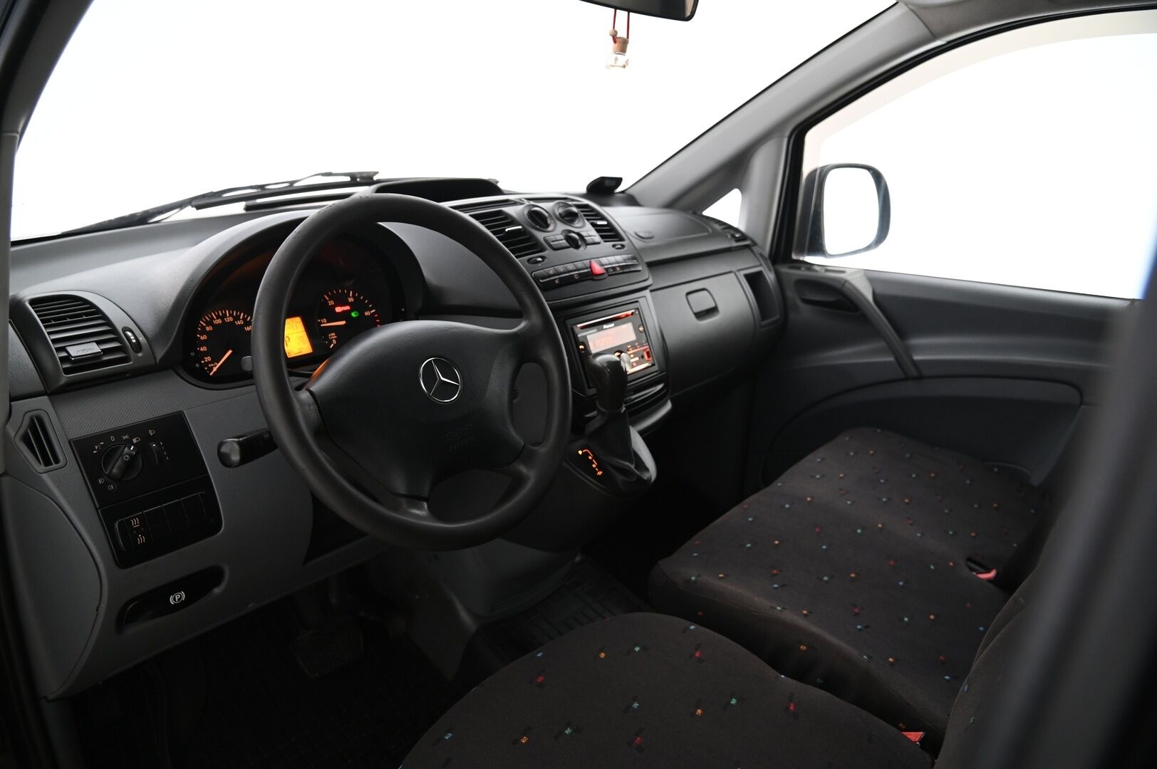 Mercedes-Benz Vito 2009 115CDI -3,2/34K pitkä A3 Aut. **MYYDÄÄN HUUTOKAUPAT.COM** - **MYYDÄÄN HUUTOKAUPAT.COM**