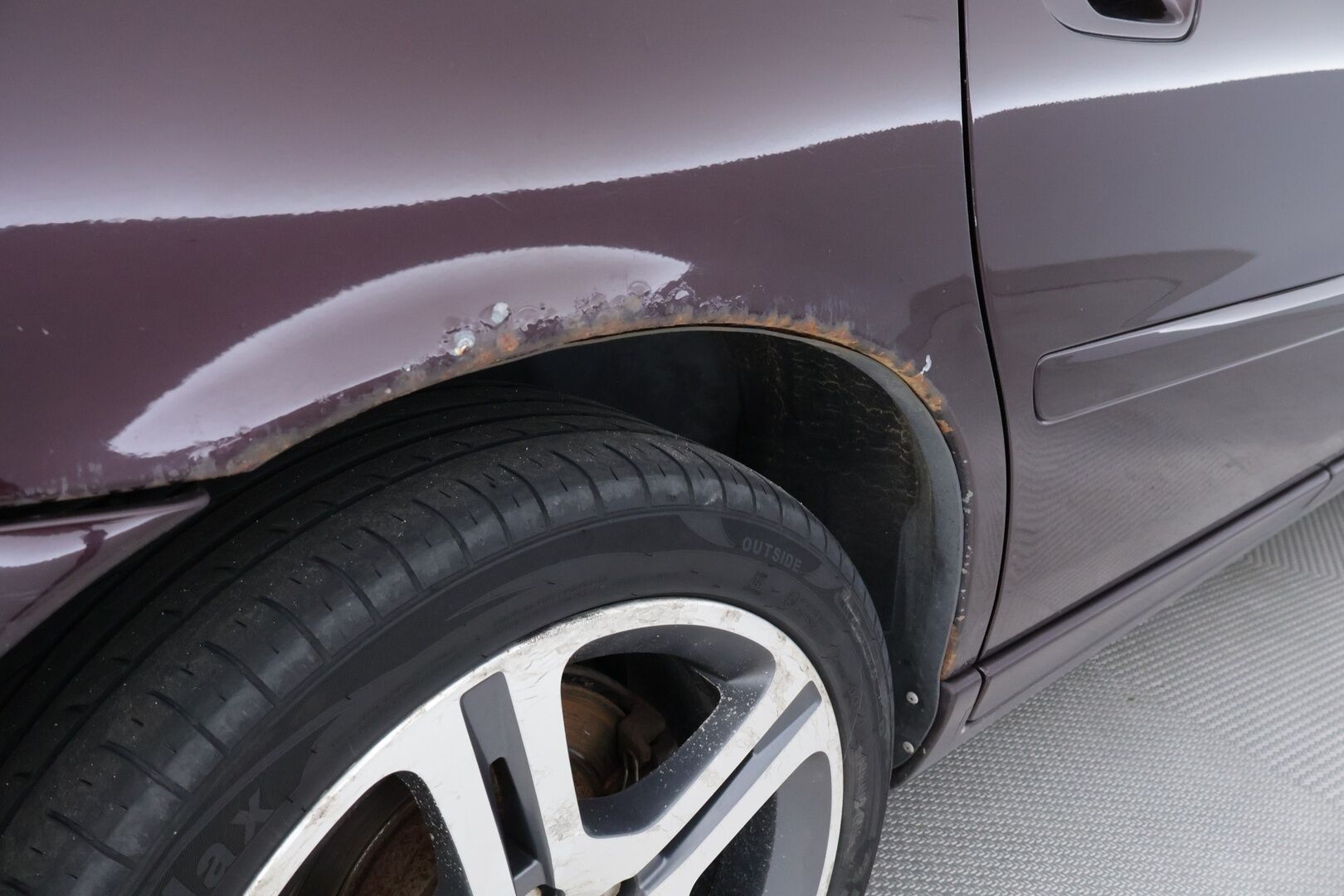 Volvo V70 2006 D5 AWD - YritysOutlet - Myydään vain yrityksille - – Tämä auto myydään YritysOutlet -valikoimasta vain yritykselle