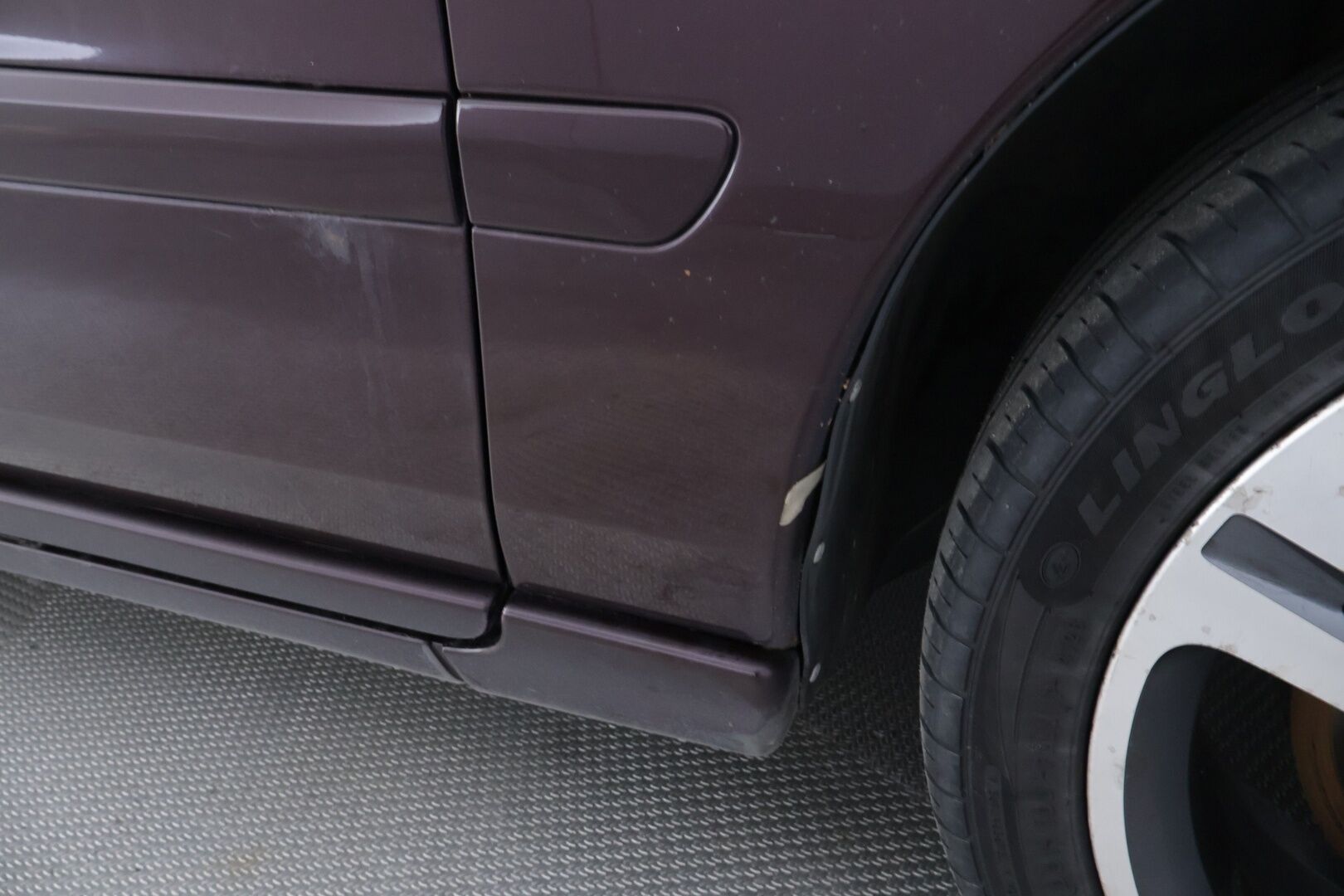 Volvo V70 2006 D5 AWD - YritysOutlet - Myydään vain yrityksille - – Tämä auto myydään YritysOutlet -valikoimasta vain yritykselle