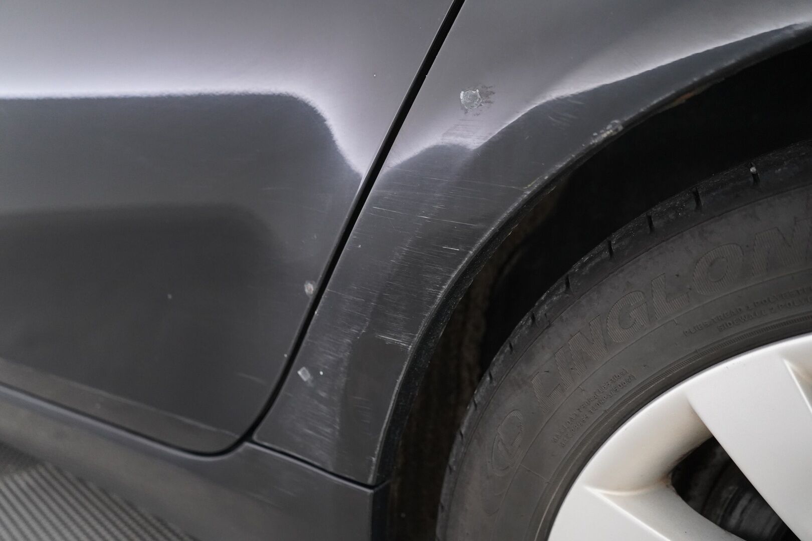 BMW 520 2009 E61 Touring - Myydään Huutokaupat.com - Leimaa 11/2026 / Kahdet hyvät renkaat vanteilla / Lohko + sisälämmitin / Lisävalo