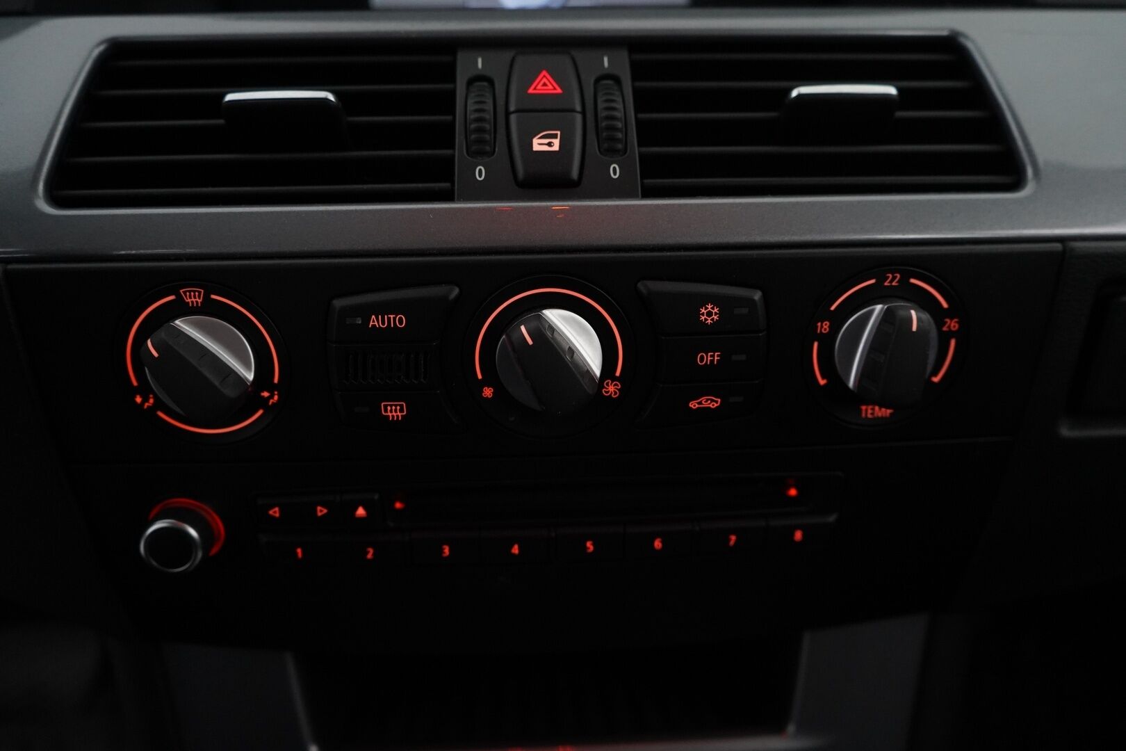 BMW 520 2009 E61 Touring - Myydään Huutokaupat.com - Leimaa 11/2026 / Kahdet hyvät renkaat vanteilla / Lohko + sisälämmitin / Lisävalo